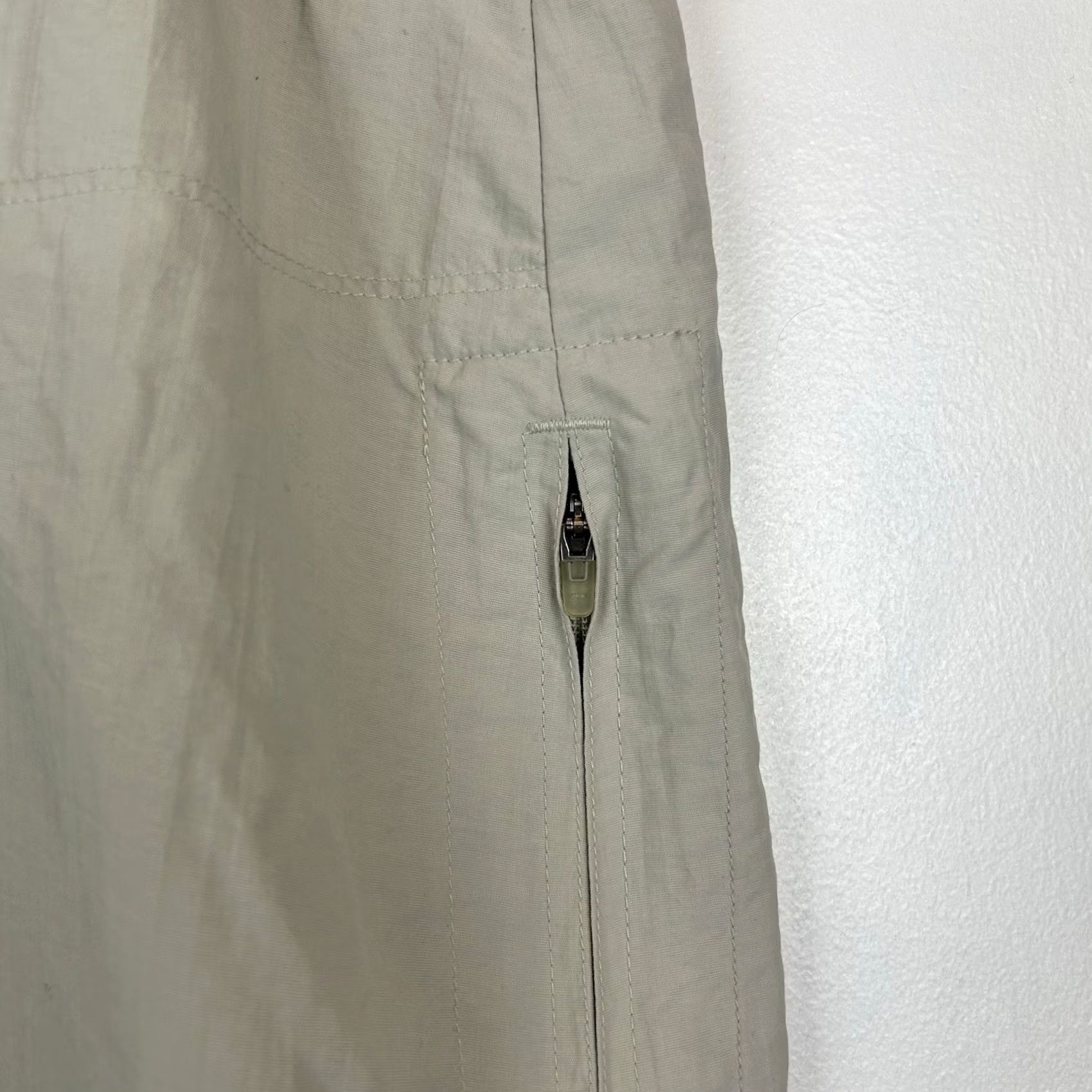 Vintage LL Bean Skirt Womens Mini Khaki Nylon Pockets Casual Active 20 Reg 0GVT5 Size 34" / US 12 / IT 48 - 4 Thumbnail