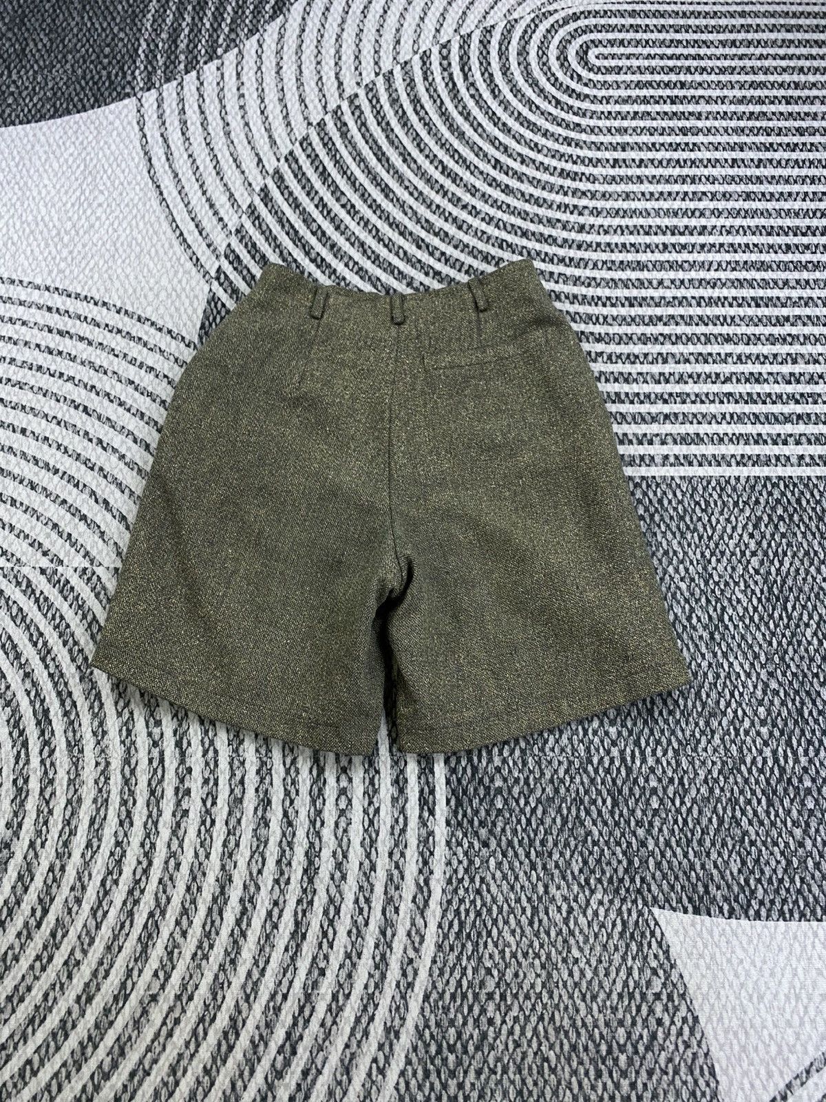 Christian Dior Monsieur Vintage Christian Dior Sports Wool Short Pants Size 26" / US 2 / IT 38 - 2 Thumbnail