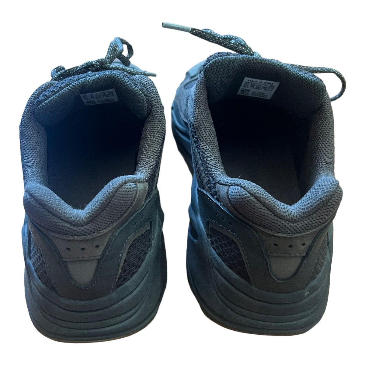 Adidas × Kanye West YEEZY BOOST 700 V2 GEODE COLORWAY Size US 10.5 / EU 43-44 - 6 Thumbnail