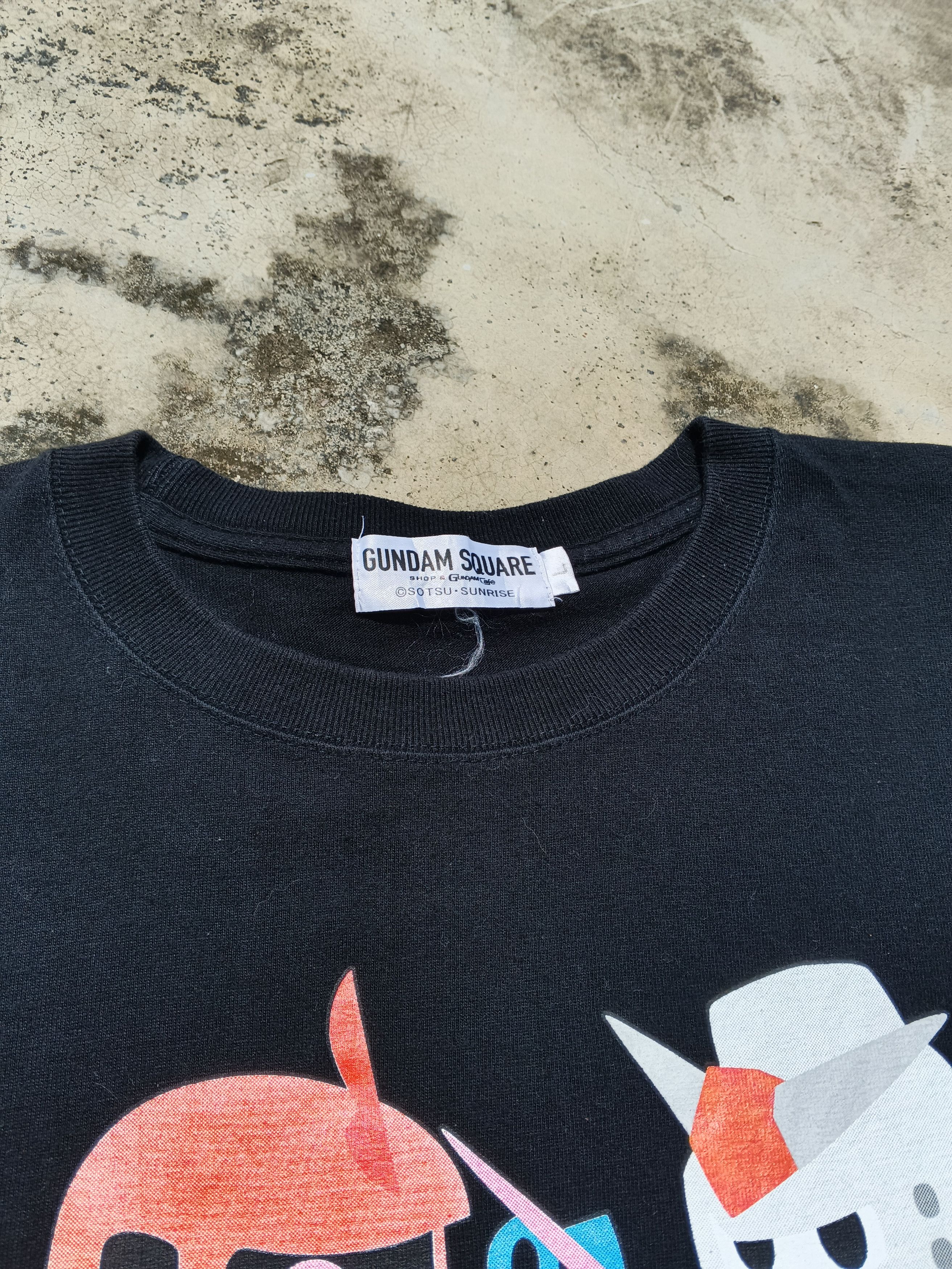 Anime Vintage Gundam Square Anime Japan Size L Size US L / EU 52-54 / 3 - 3 Thumbnail