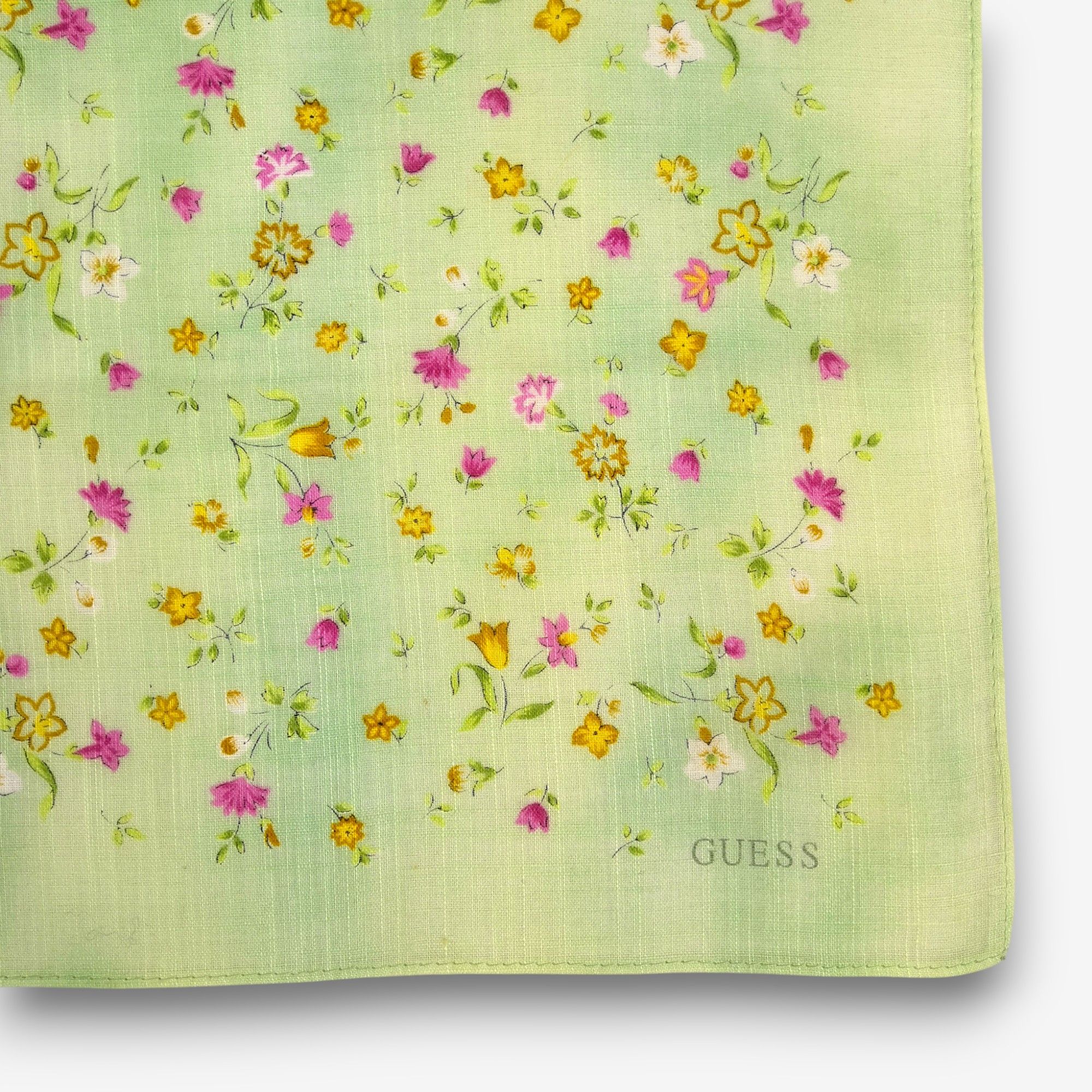 Guess Vintage Guess Handkerchief Pocket Square Bandana Size ONE SIZE - 3 Thumbnail