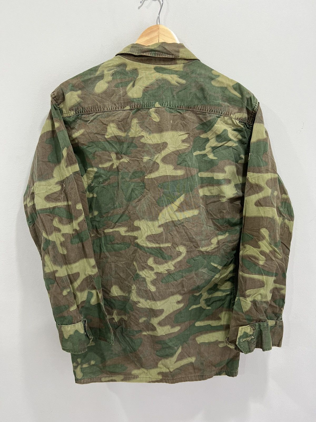 Vintage Vintage Camo Army Button Up Shirt Poplin 70s Size US L / EU 52-54 / 3 - 2 Thumbnail