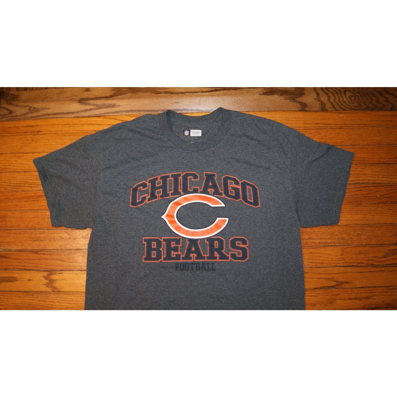 NFL Chicago Bears Dark Gray Mens Large TShirt NFL Spell Out Size US L / EU 52-54 / 3 - 1 Thumbnail