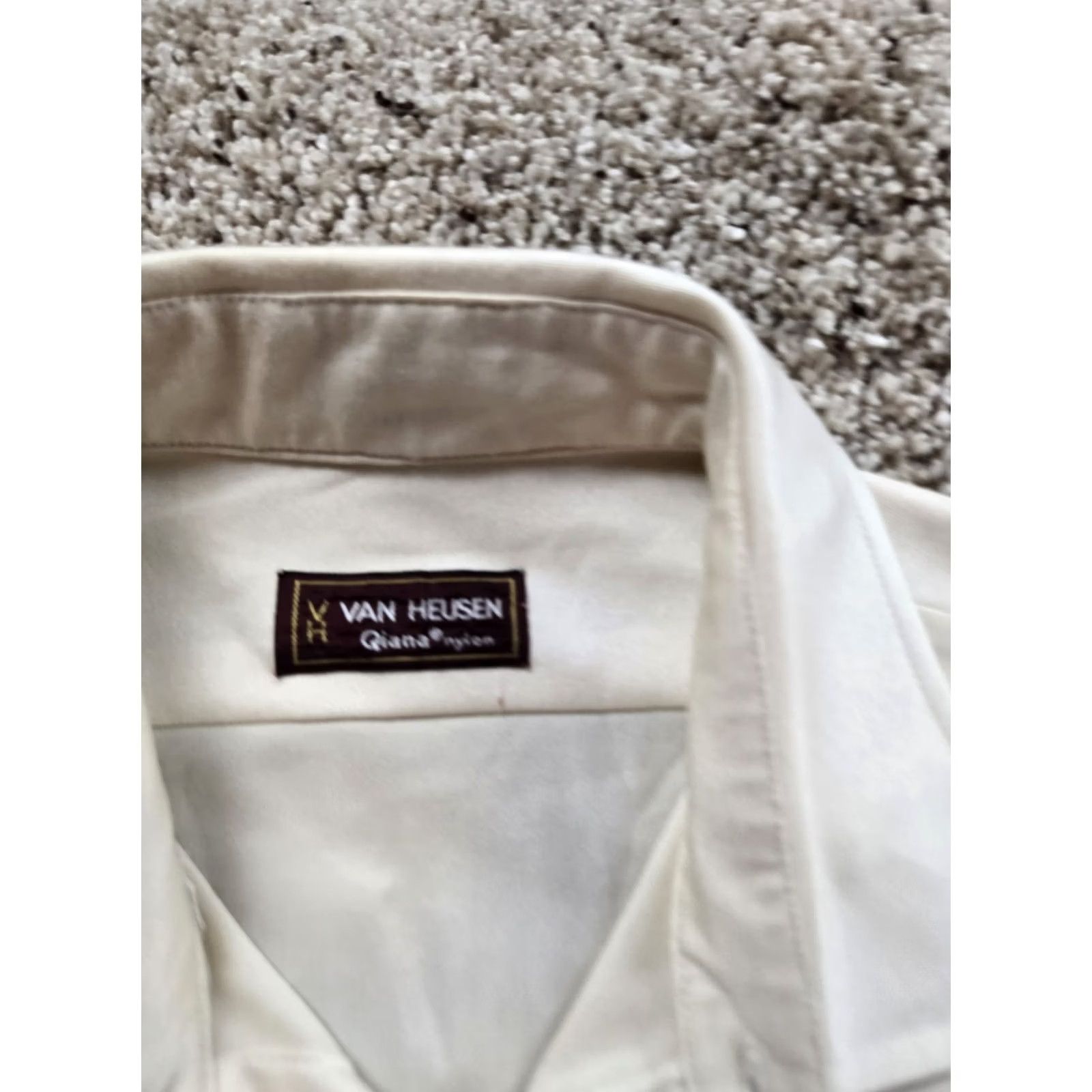Van Heusen VINTAGE Van Heusen Shirt Mens M Beige Short Sleeve Button-Front Disco 70s Size US M / EU 48-50 / 2 - 5 Thumbnail