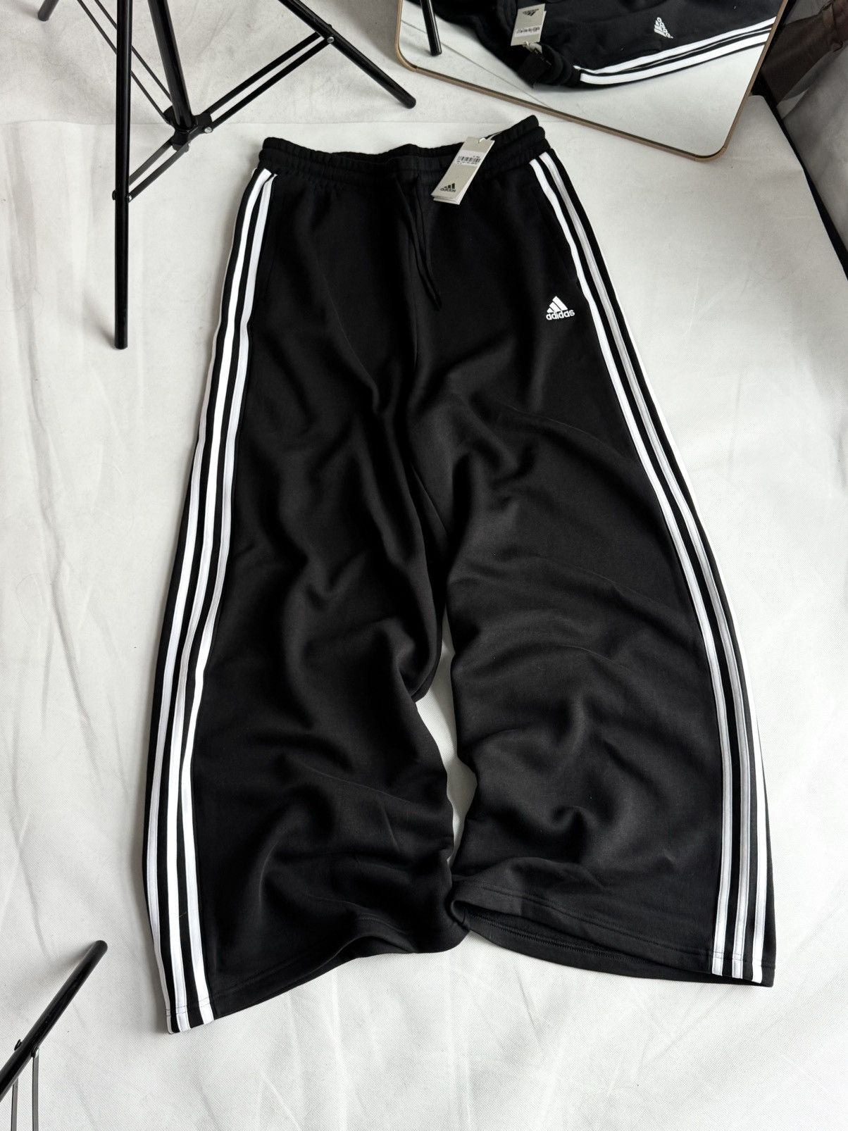 Adidas Adidas Balenciaga Style baggy Track Pants Hype Sweatpants Size US 32 / EU 48 - 7 Thumbnail