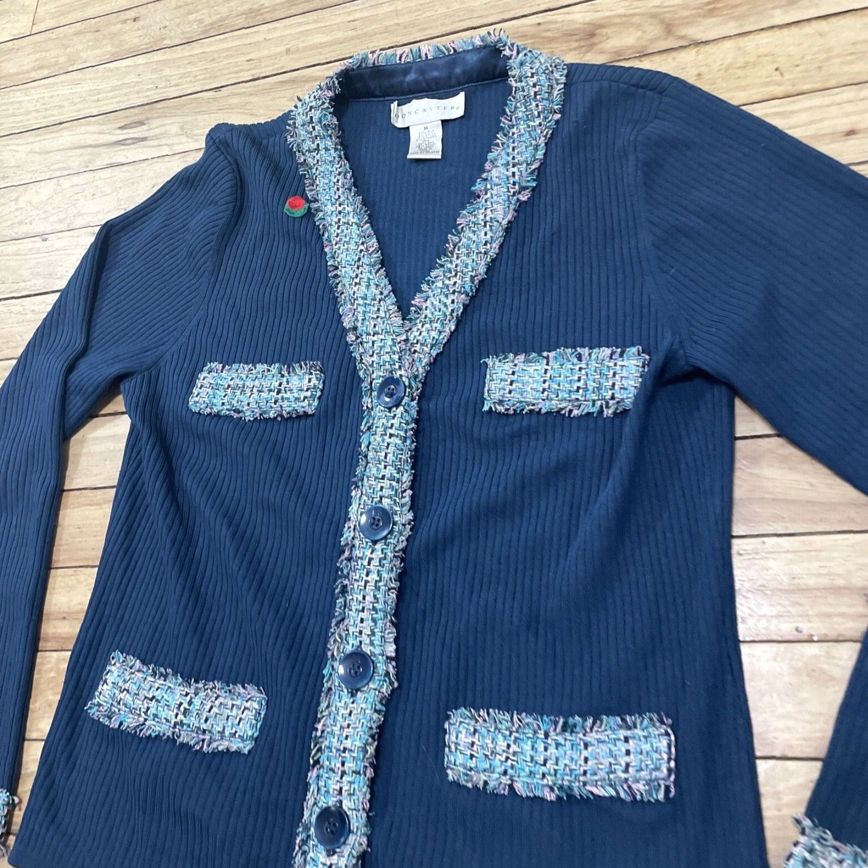 Vintage DON CASTER Sweater Womens M Cardigan Knit Long Sleeve V-Neck Blue 80% Silk Nylon Spandex Lightweight Breathable Stretch Womens Size M / US 6-8 / IT 42-44 - 4 Thumbnail