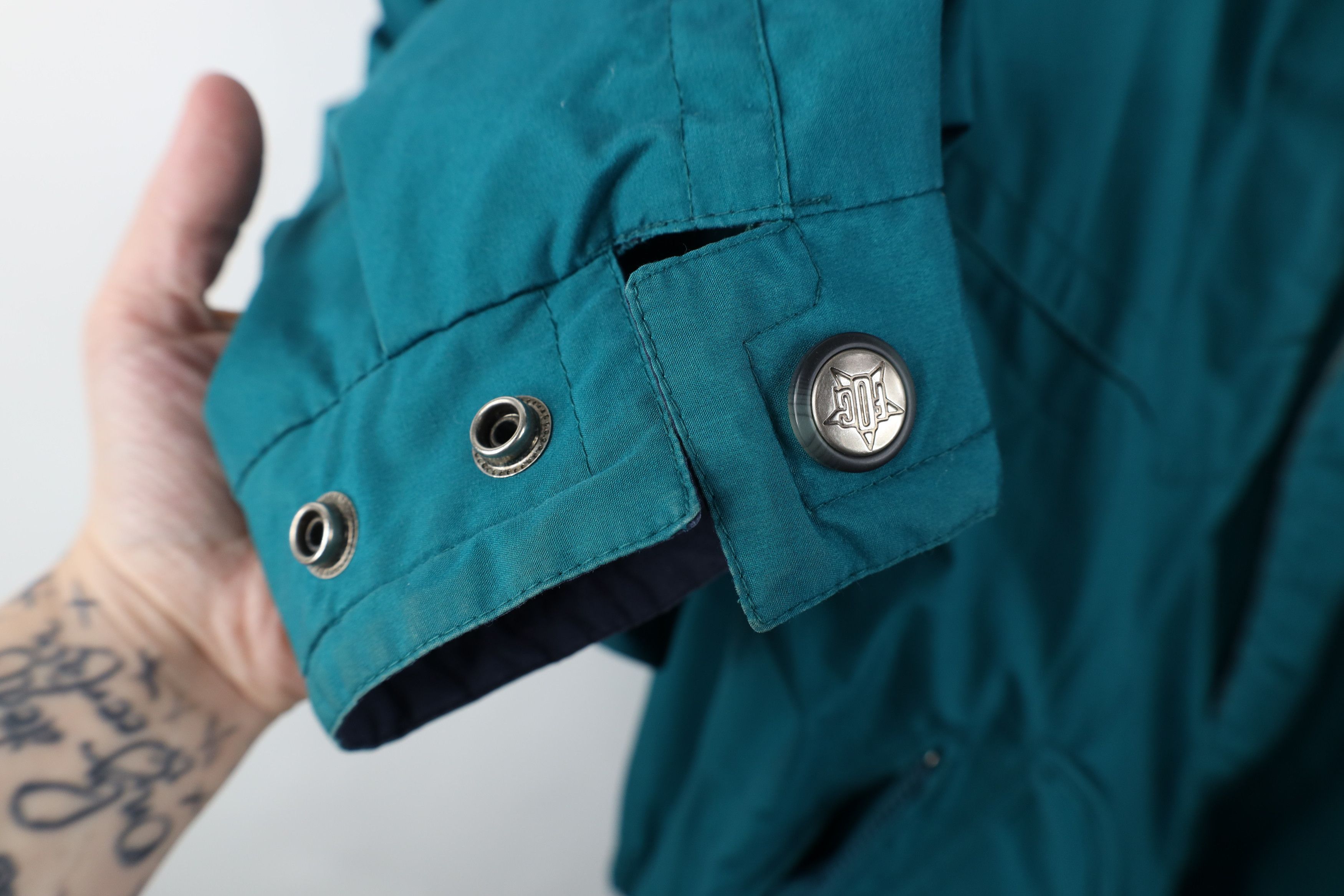 Vintage Vintage 90s Streetwear Lined Hooded Windbreaker Rain Jacket Size US XL / EU 56 / 4 - 7 Thumbnail