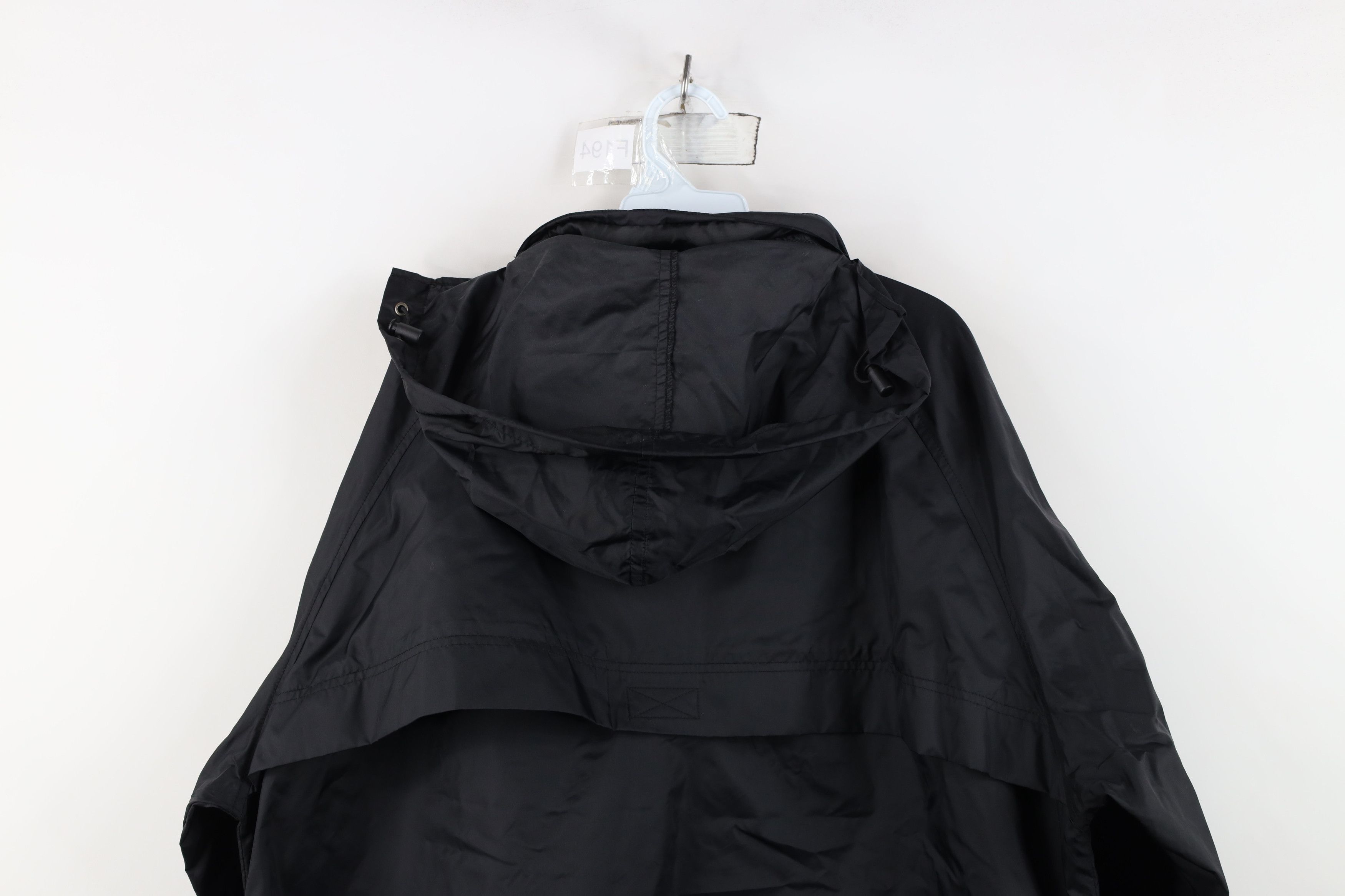 Vintage Vintage MGM Grand Detroit Casino Hooded Windbreaker Jacket Size US XL / EU 56 / 4 - 14 Thumbnail