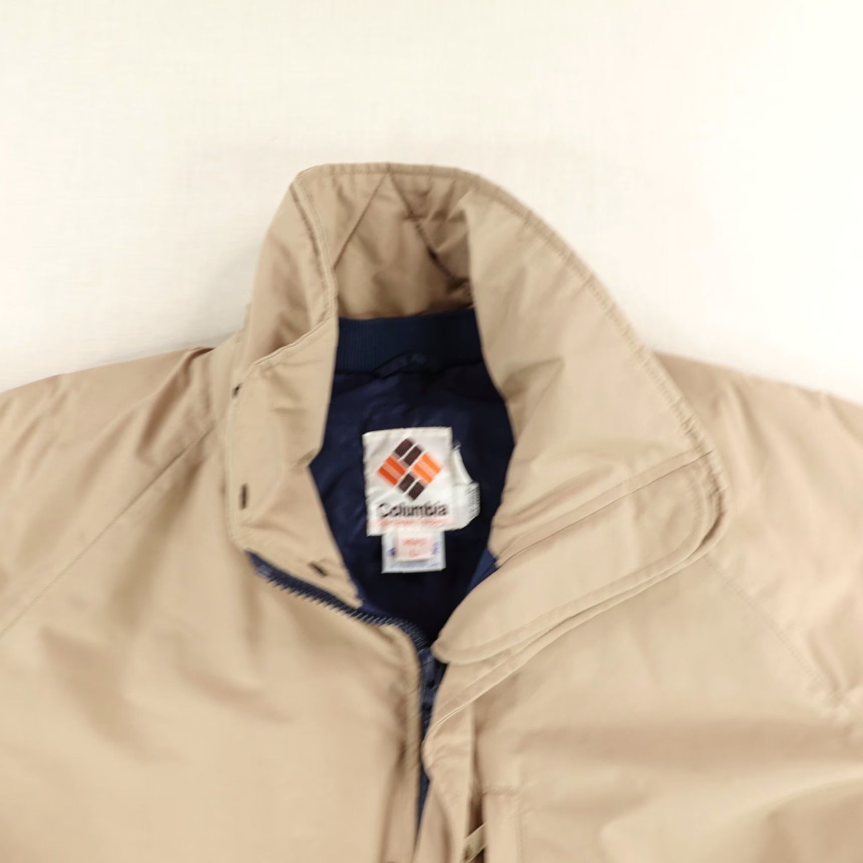 Vintage VINTAGE Columbia Puffer Jacket Mens Large Beige GTX Insulated Parka 90s Outdoor Ski Size US L / EU 52-54 / 3 - 2 Thumbnail