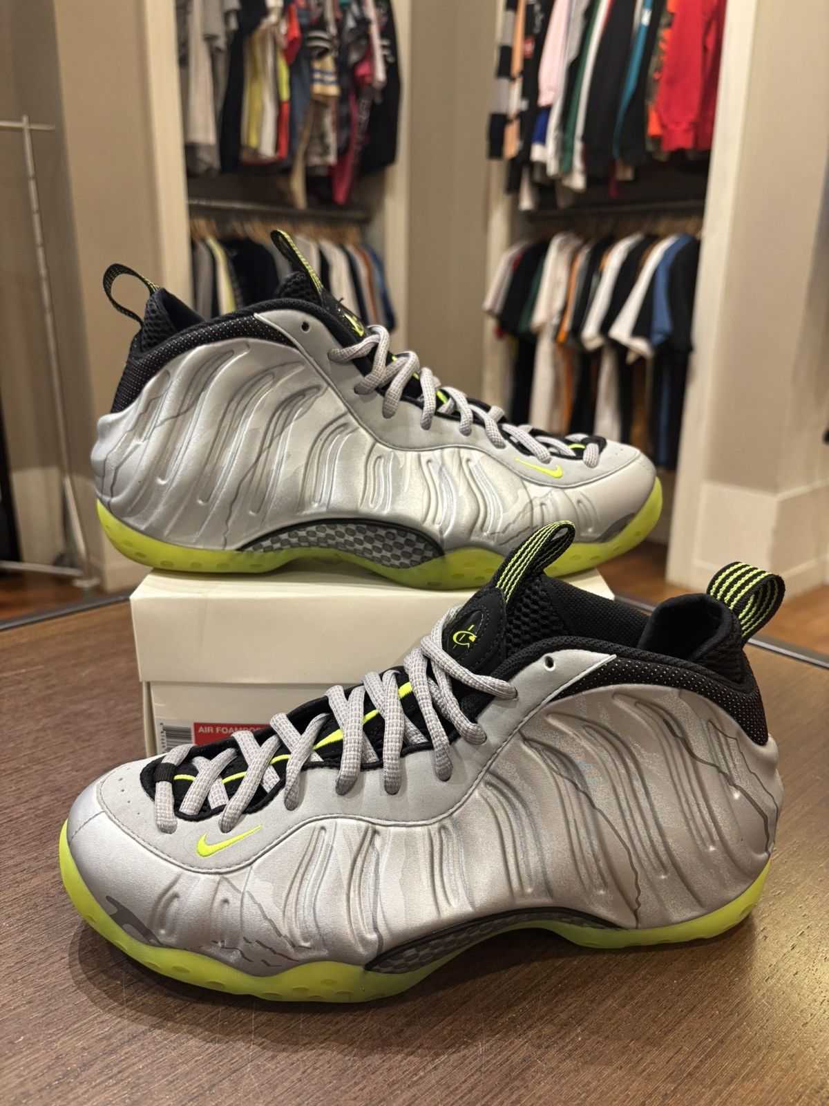 Nike Nike Air Foamposite One Silver Volt Camo Size US 10.5 / EU 43-44 - 1 Thumbnail
