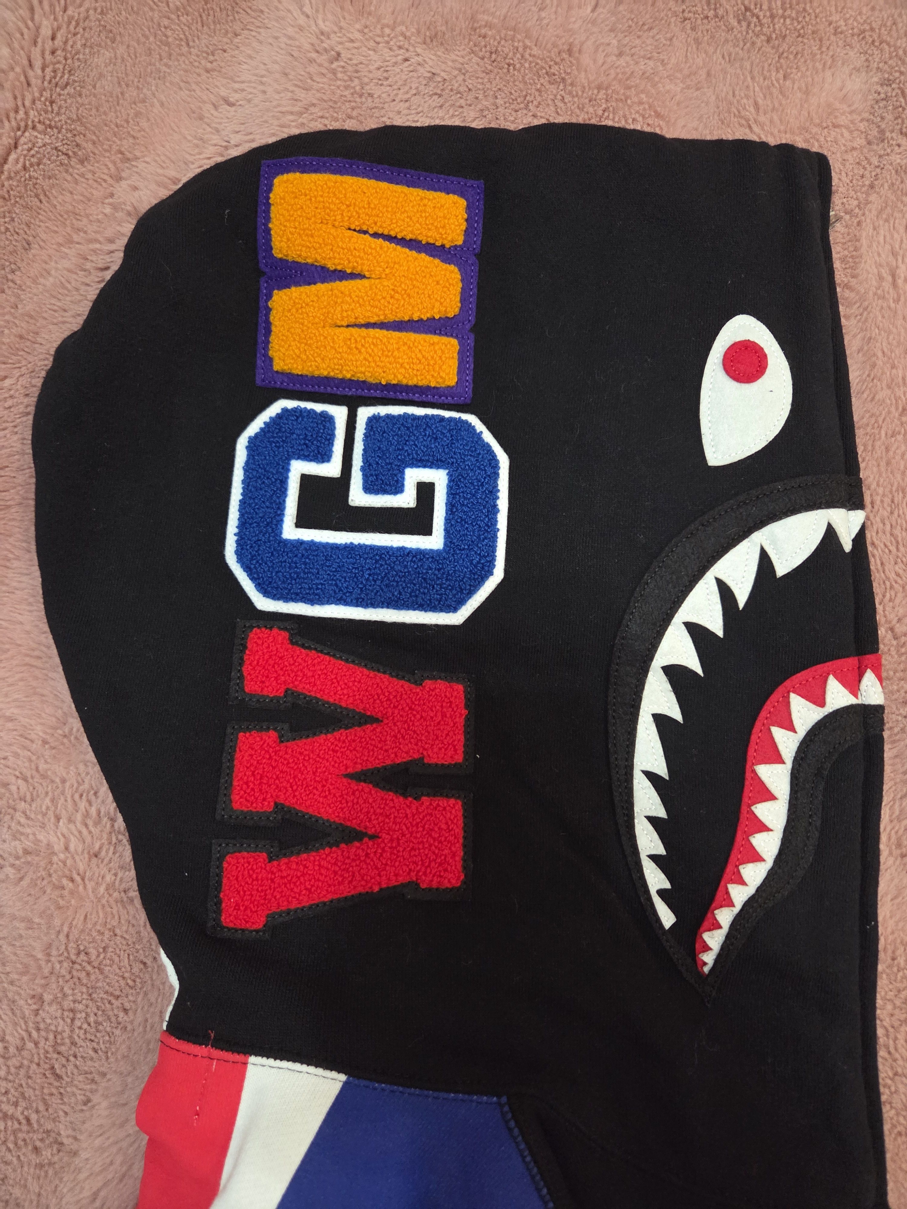 Bape A bathing ape Bape UK London shark hoodie Large Size US L / EU 52-54 / 3 - 3 Thumbnail