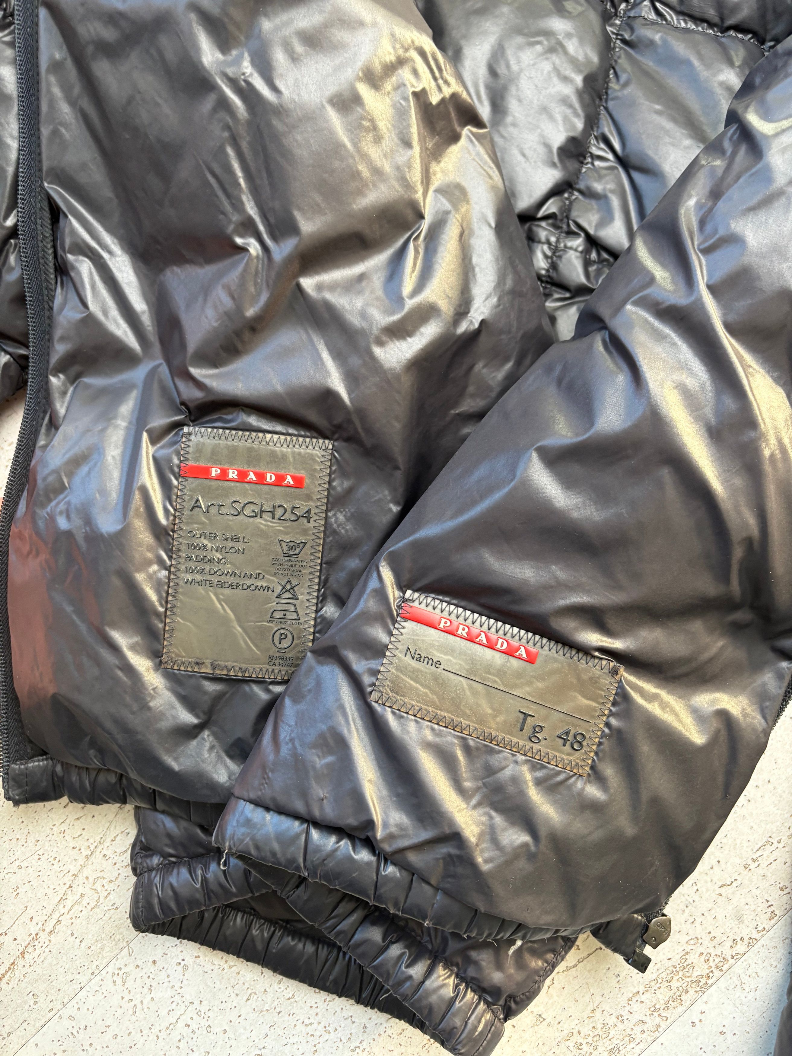 Prada Prada Square Stitch Puffer Jacket (M) Size US M / EU 48-50 / 2 - 3 Thumbnail