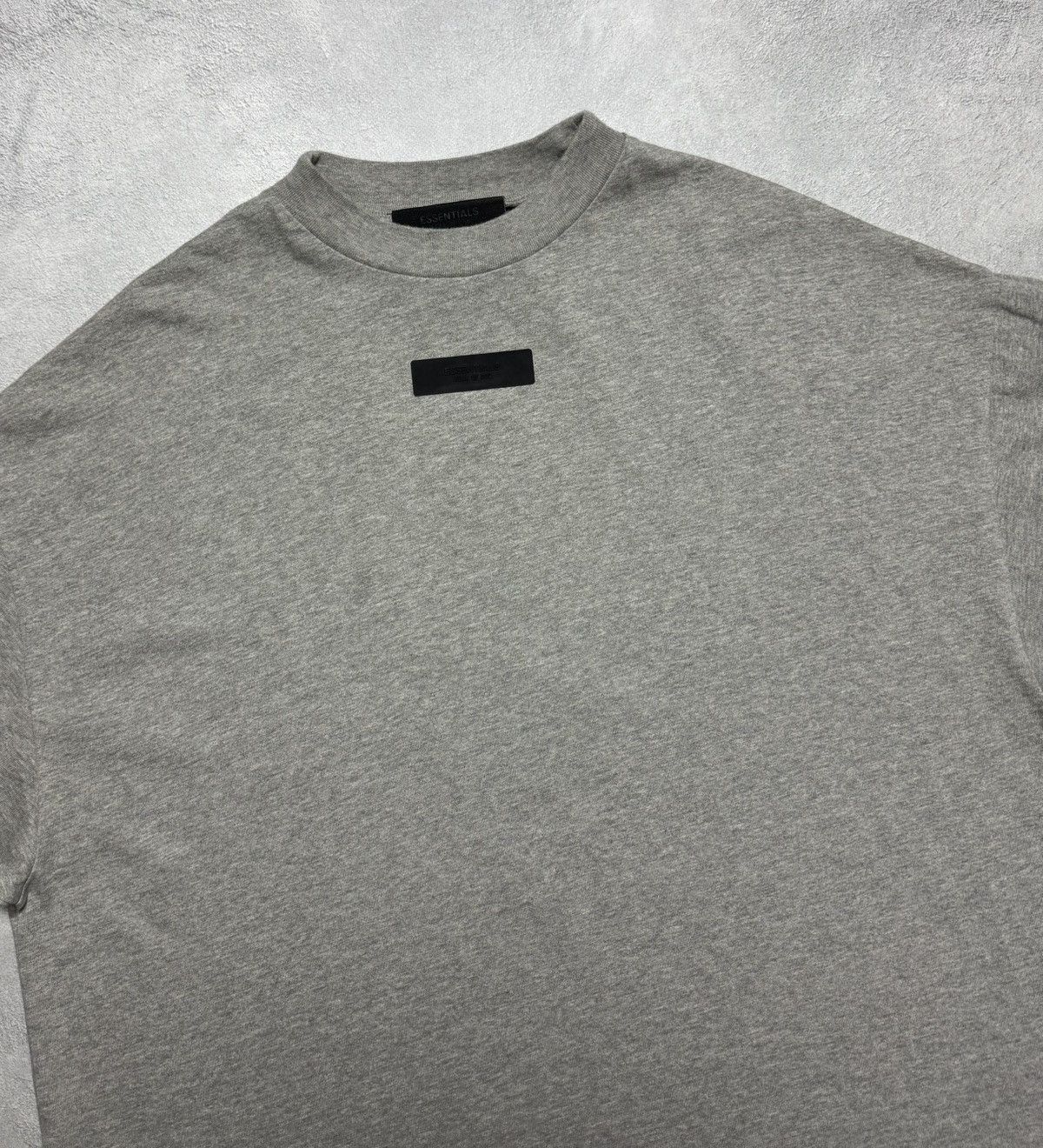 Fear of God Fear Of God Essentials Cotton Center Logo T-Shirt Crewneck Size US S / EU 44-46 / 1 - 3 Thumbnail