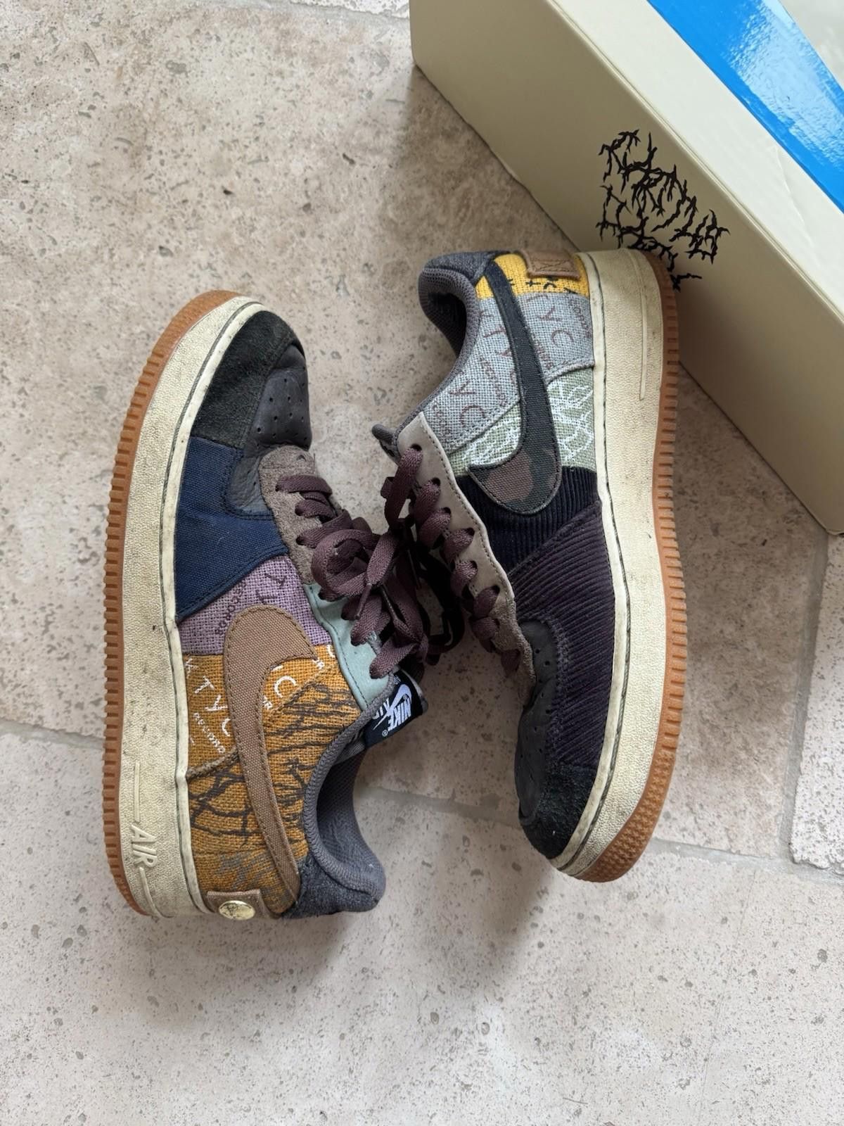 Nike Travis Scott x Air Force 1 Low 'Cactus Jack' USED - GOOD Size US 8 / EU 41 - 2 Thumbnail