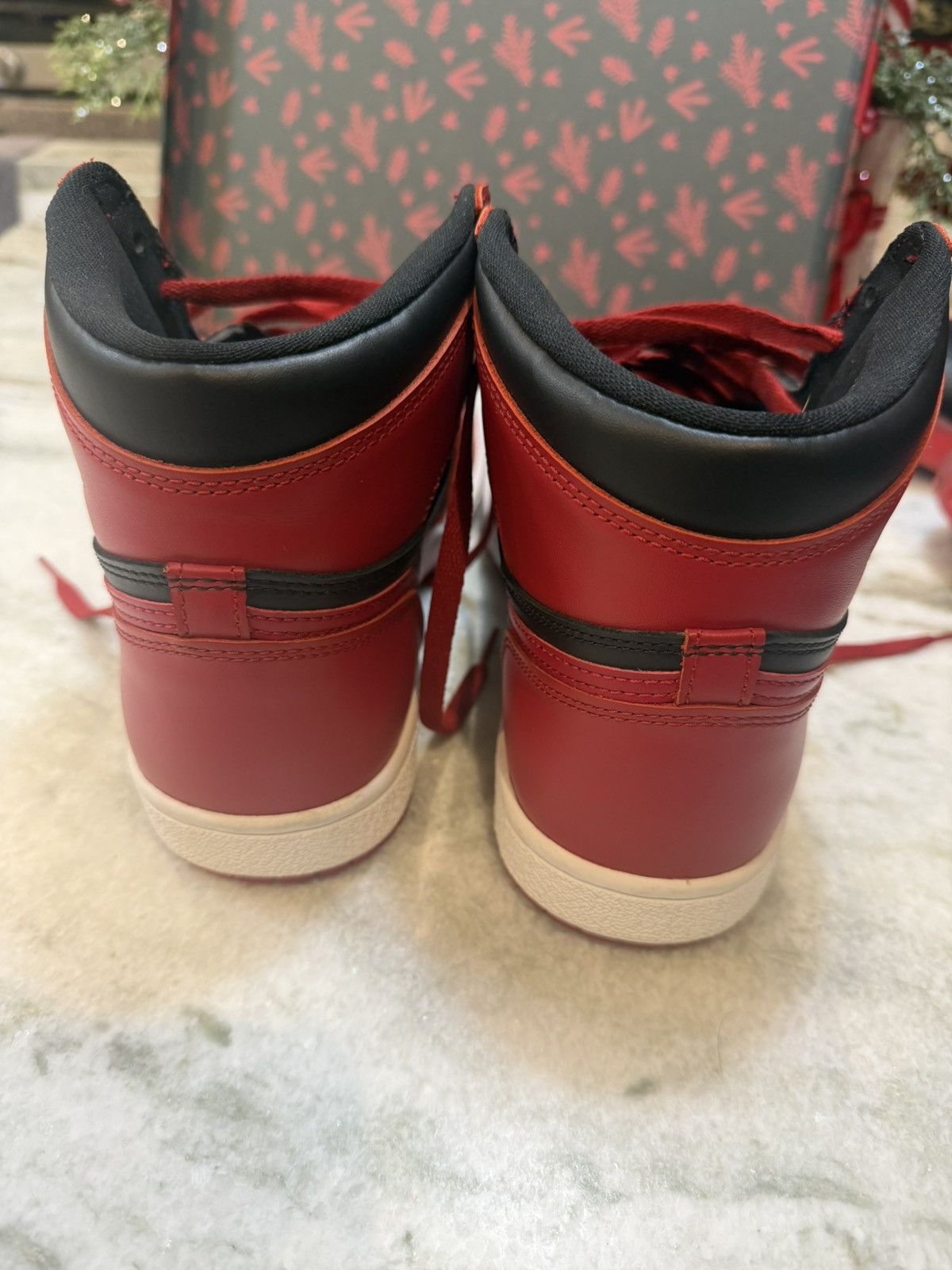 Jordan Brand Air Jordan 1 Retro Bred OG ‘85 Size US 10 / EU 43 - 4 Thumbnail