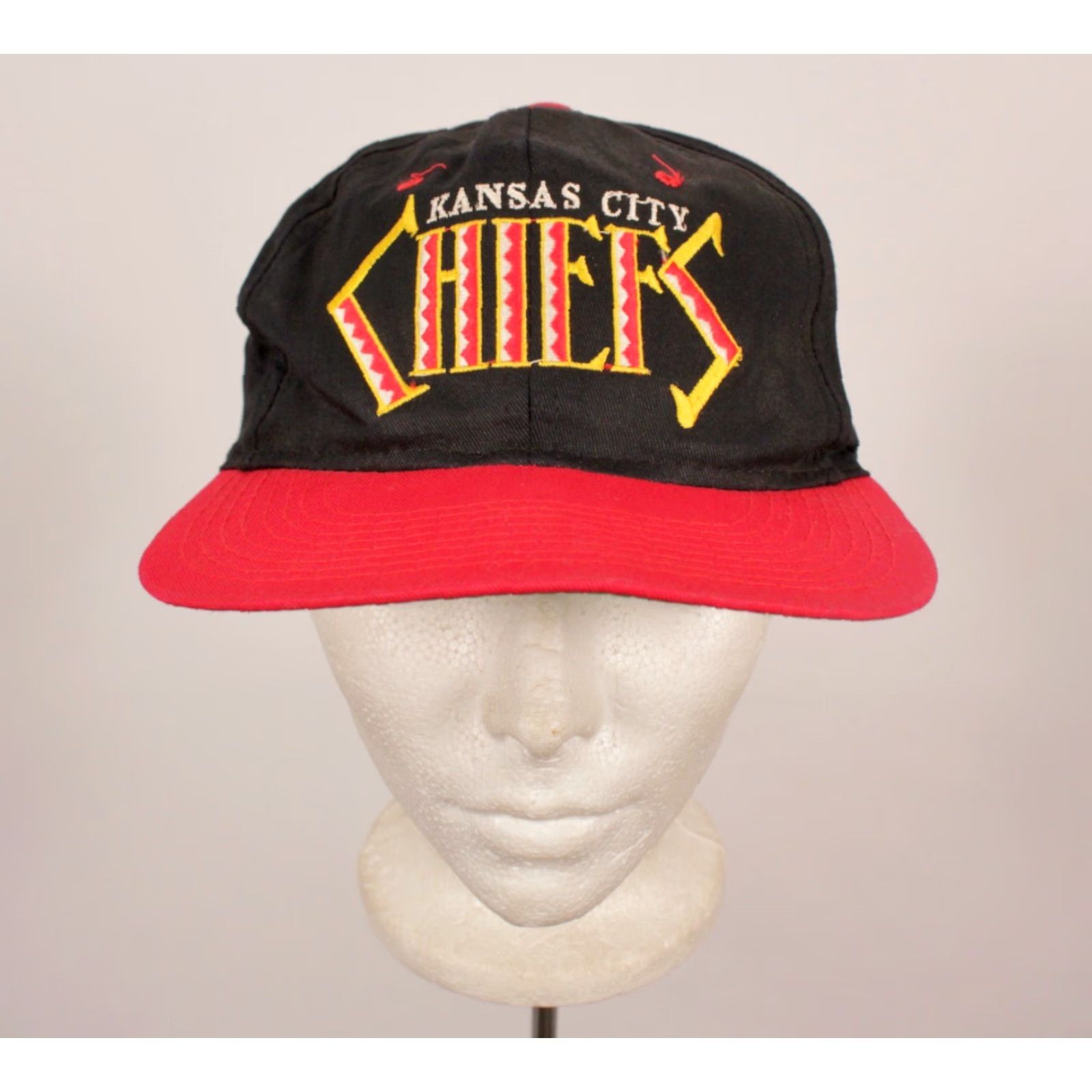 VINTAGE KC Chiefs Cap Mens One Size Black Cotton Hat Team NFL Kansas City Mens