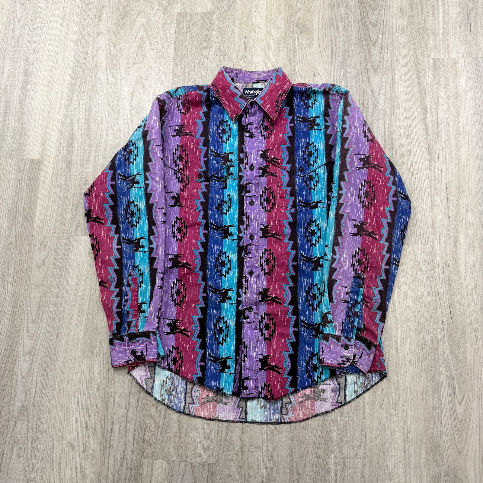 Wrangler Vintage Wrangler Cowboy Cut Shirt Men's 16.5 35 Aztec Cowboy Size US L / EU 52-54 / 3 - 1 Thumbnail