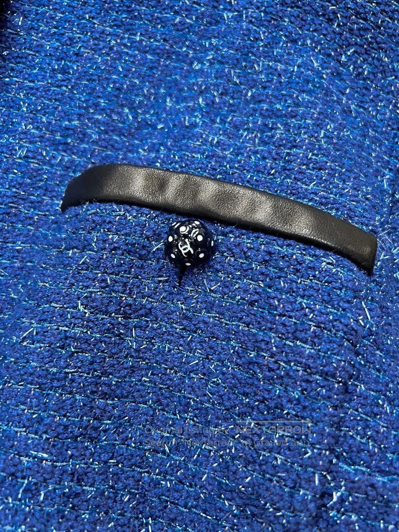 Chanel Chanel 19C Cruise Series Blue Fine Glitter Tweed Lambskin Size XS / US 0-2 / IT 36-38 - 4 Thumbnail