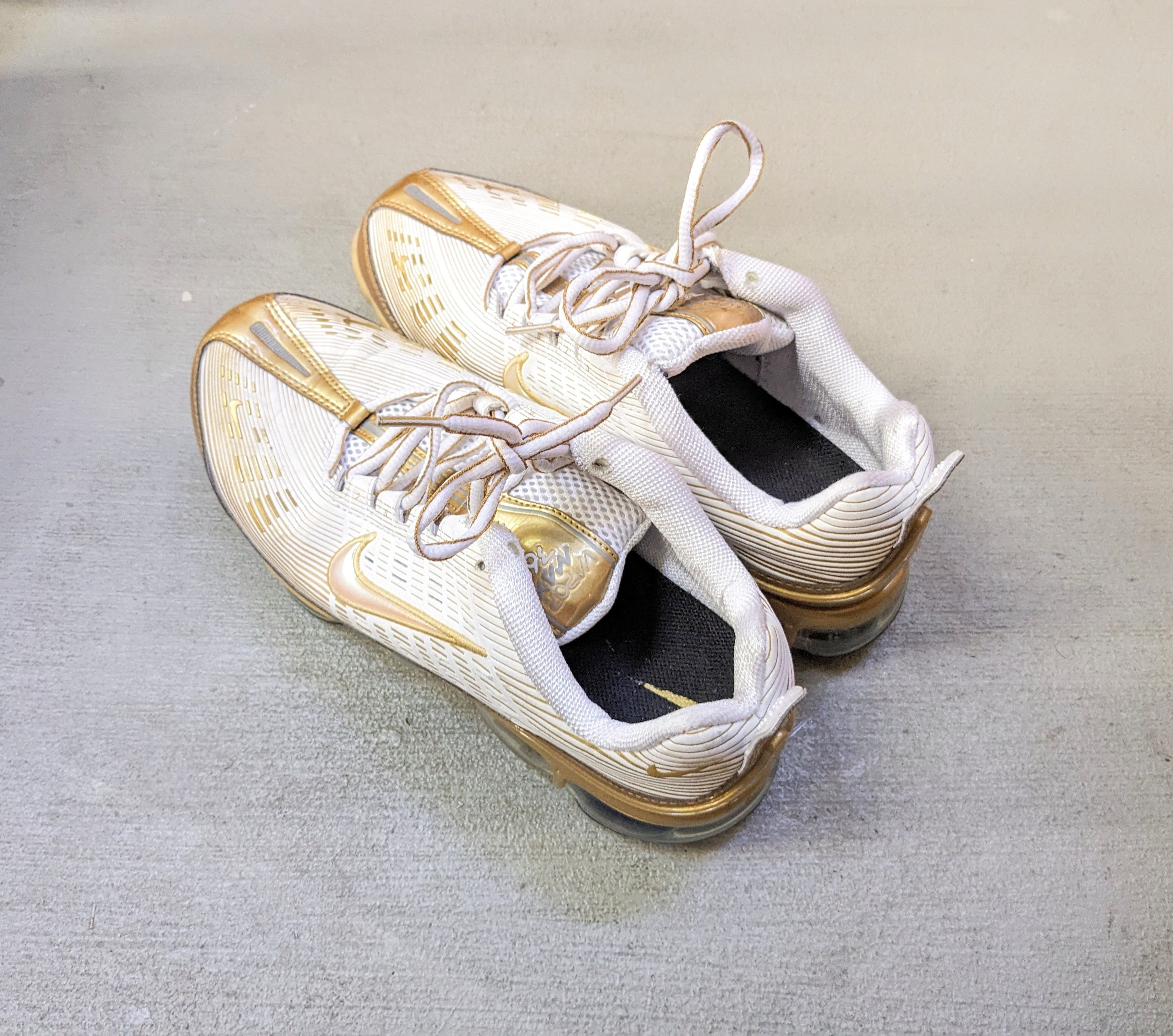 Nike Nike Air VaporMax 360 Gold Size 11 Silver White CK9671-101 Size US 11 / EU 44 - 11 Thumbnail