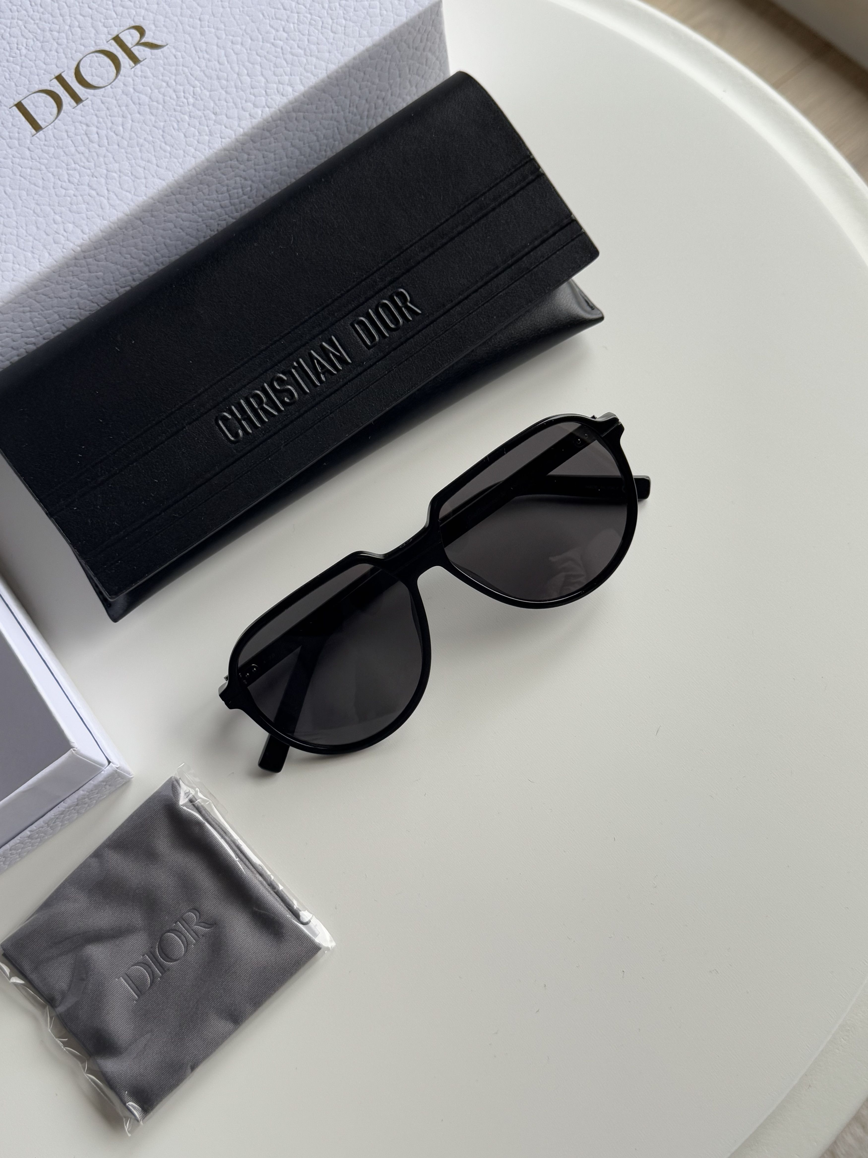 Dior Christian Dior Sunglasses Size ONE SIZE - 1 Thumbnail