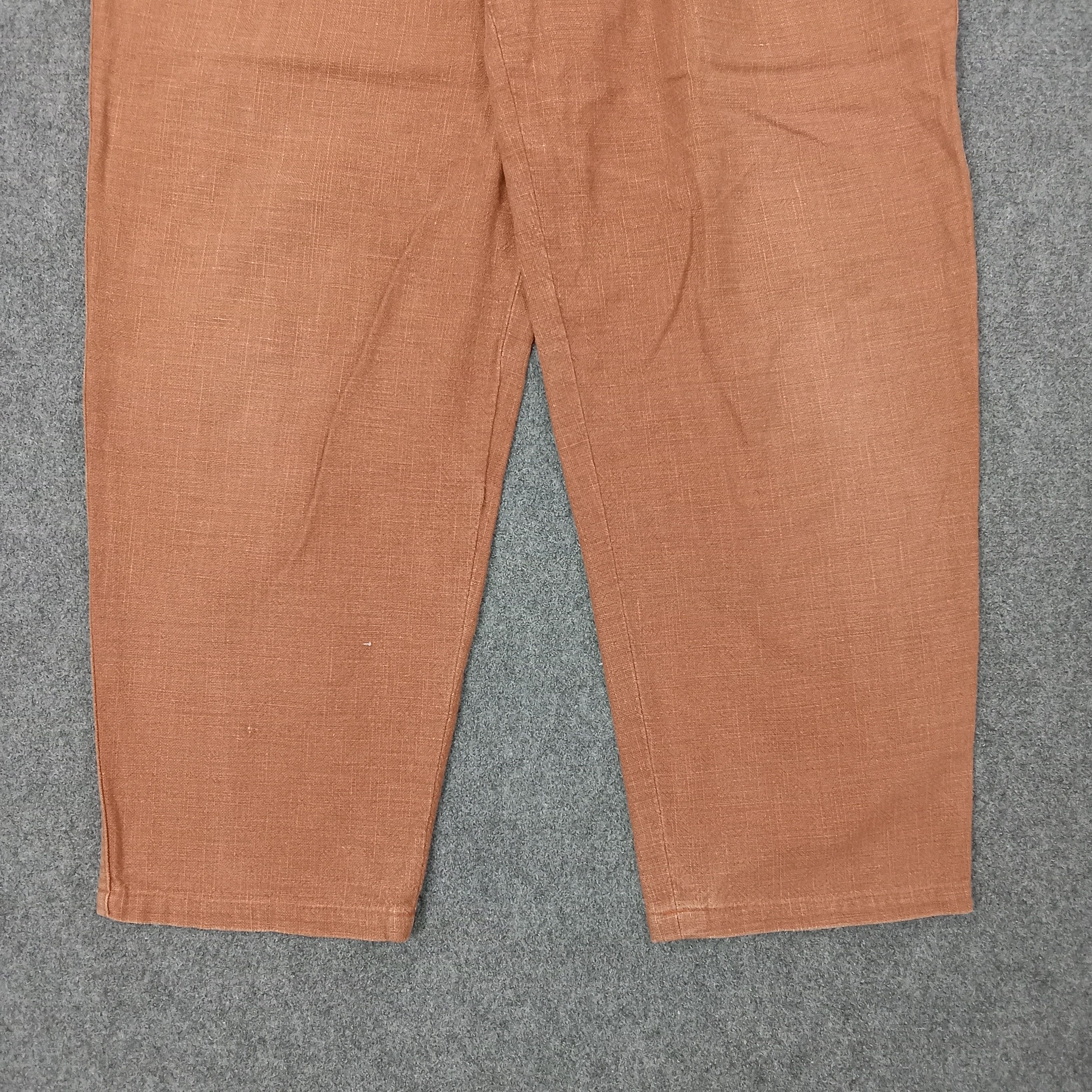 Hai Sporting Gear by Issey Miyake Balloon Pants C244N19