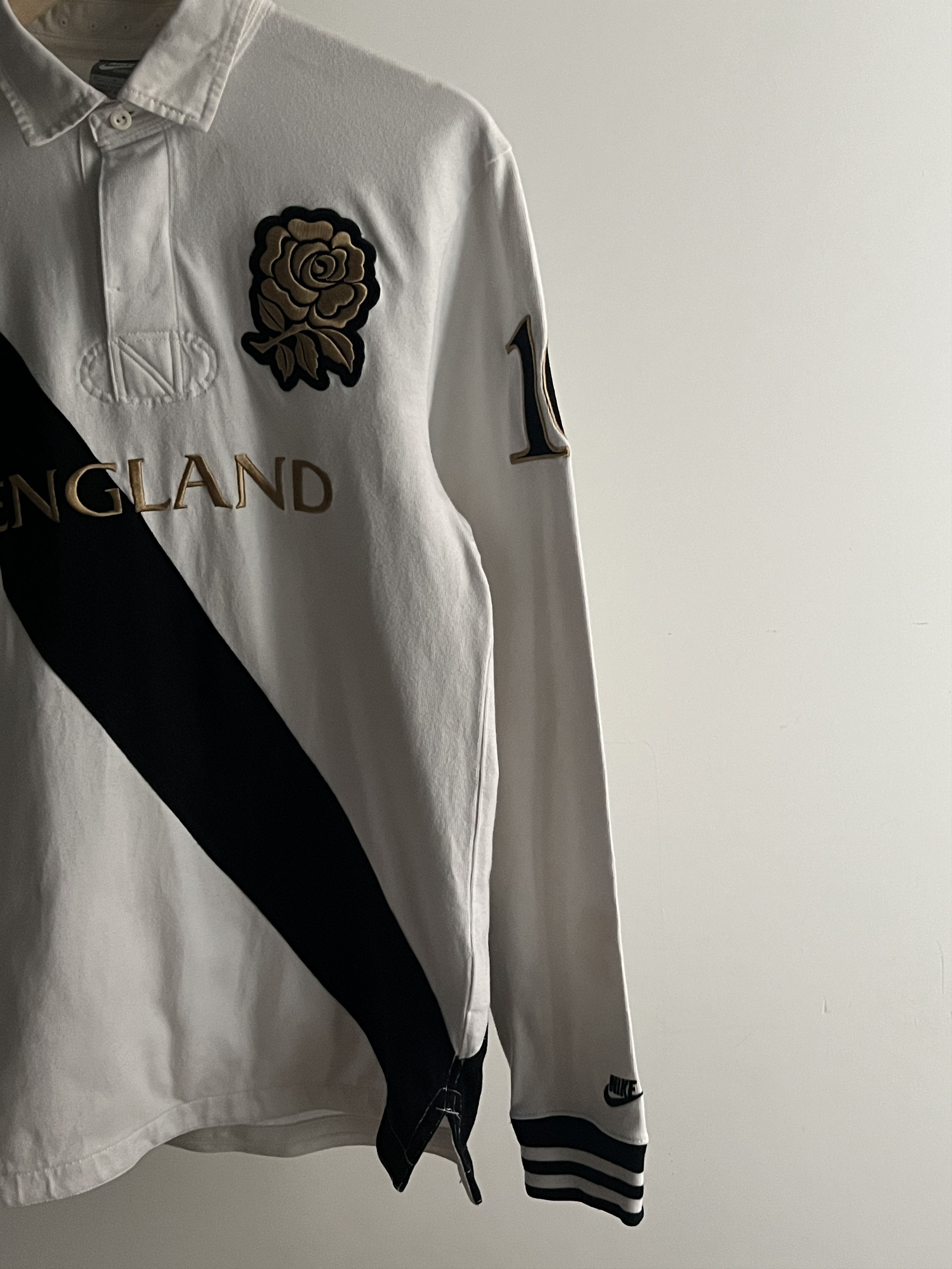 Nike Vintage Nike Rugby Golden England 10 Long Sleeve Size US S / EU 44-46 / 1 - 2 Thumbnail