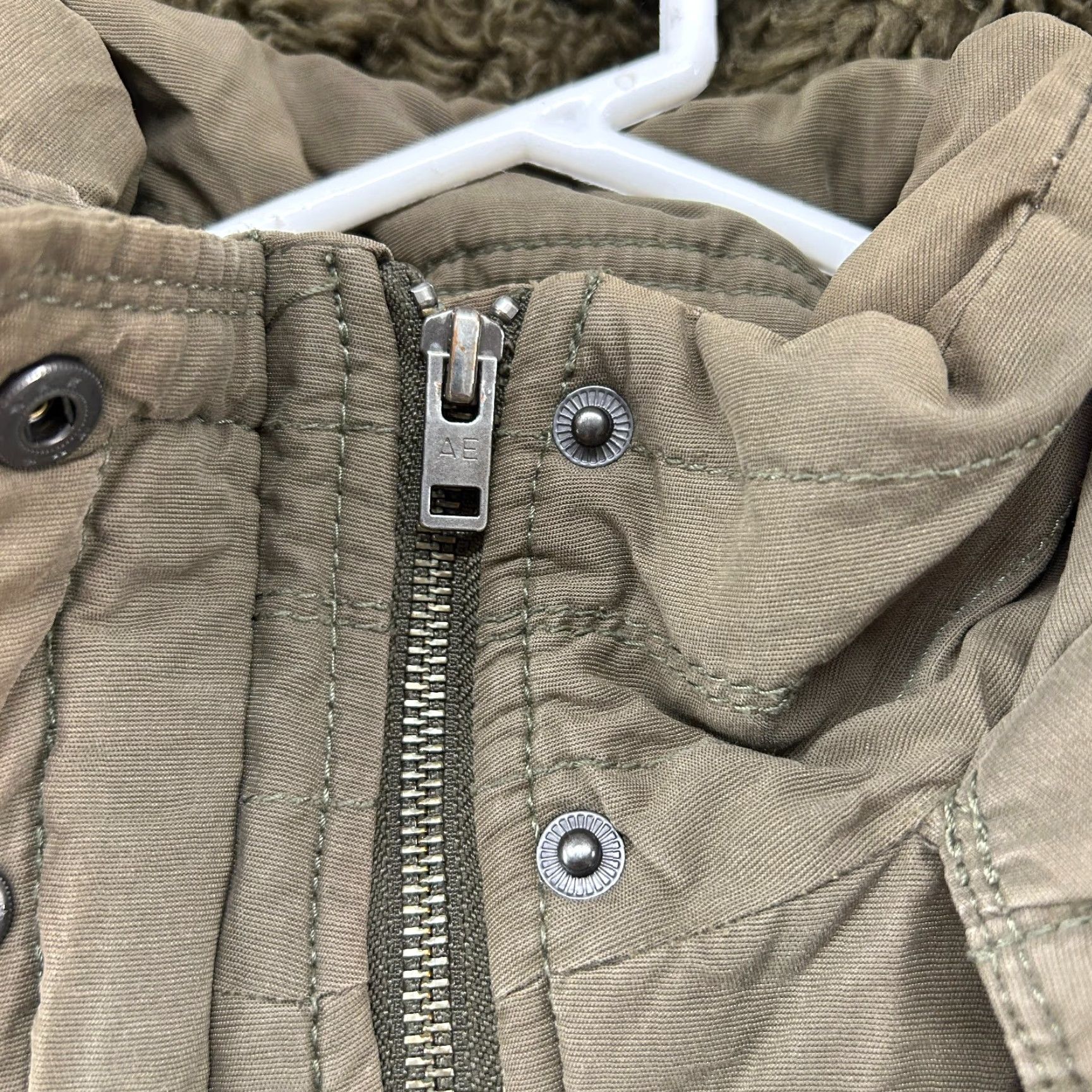American Eagle Outfitters VINTAGE American Eagle Outfitters Jacket Womens S Parka Hooded Faux Fur Lined Green 90s Classic Casual Winter Size S / US 4 / IT 40 - 4 Thumbnail