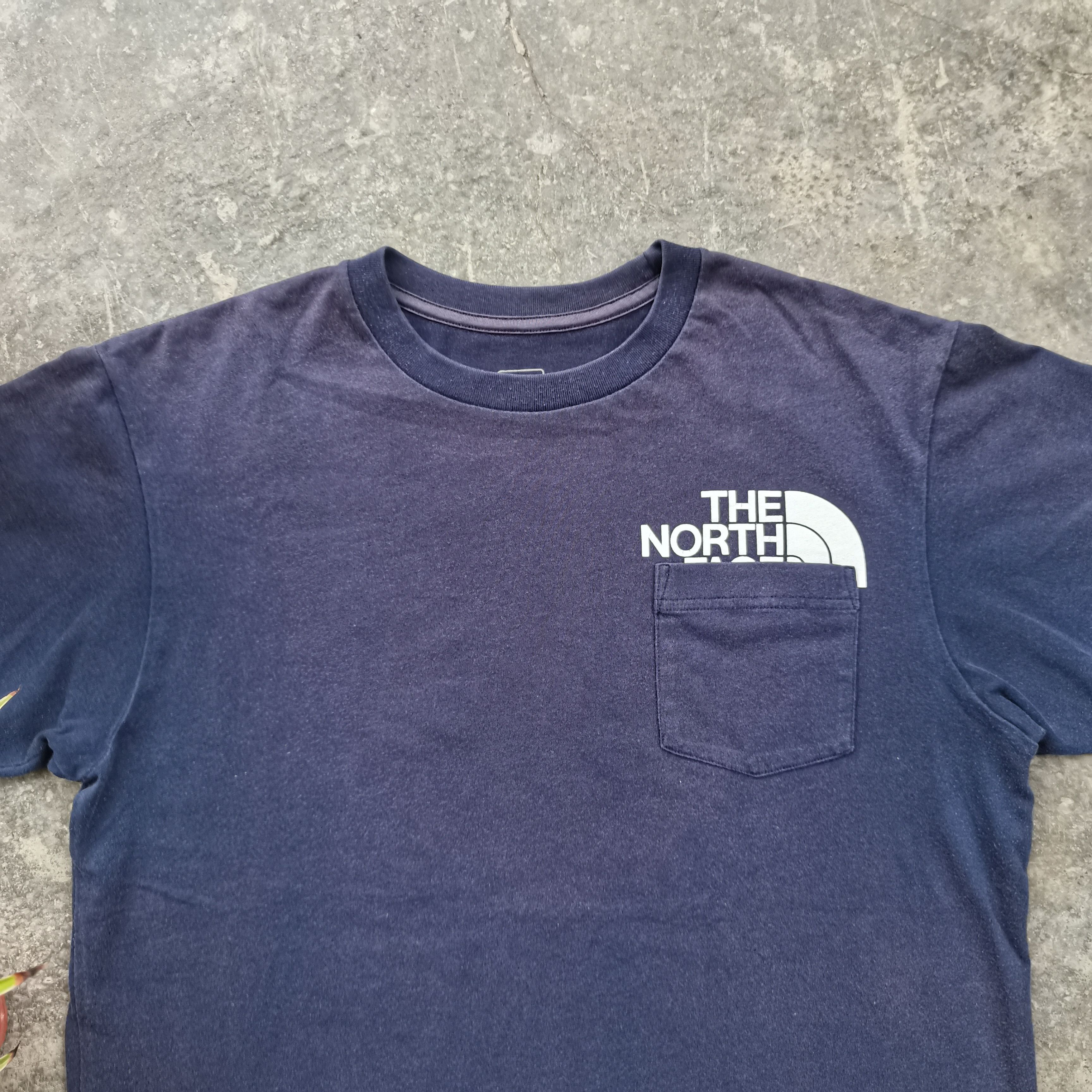 The North Face × Vintage Vintage THE NORTH FACE Single Pocket Tshirt Size US L / EU 52-54 / 3 - 2 Thumbnail