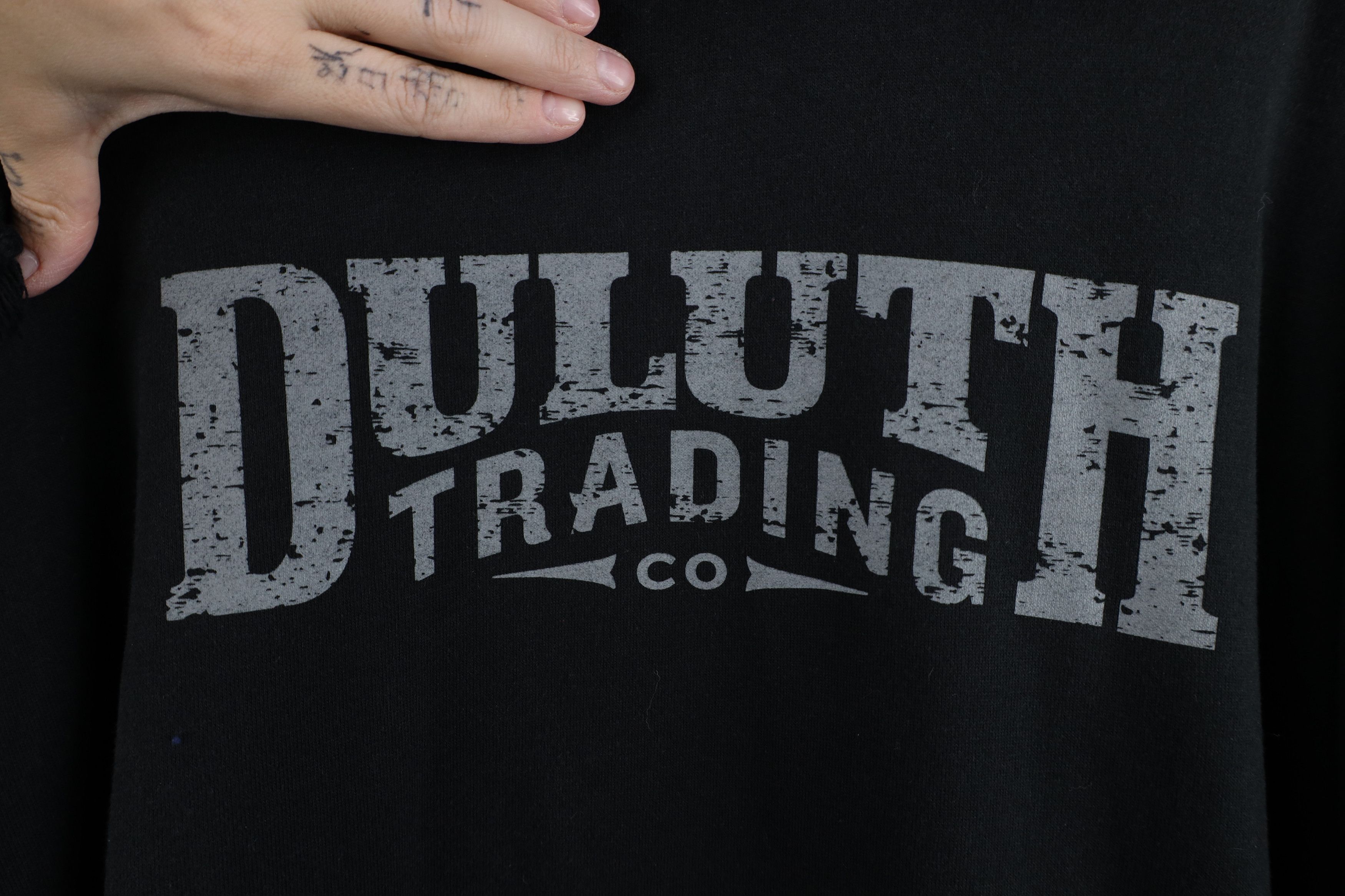 Duluth Trading Company Duluth Trading Co Faded Spell Out Hoodie Sweatshirt Black Size US L / EU 52-54 / 3 - 5 Thumbnail