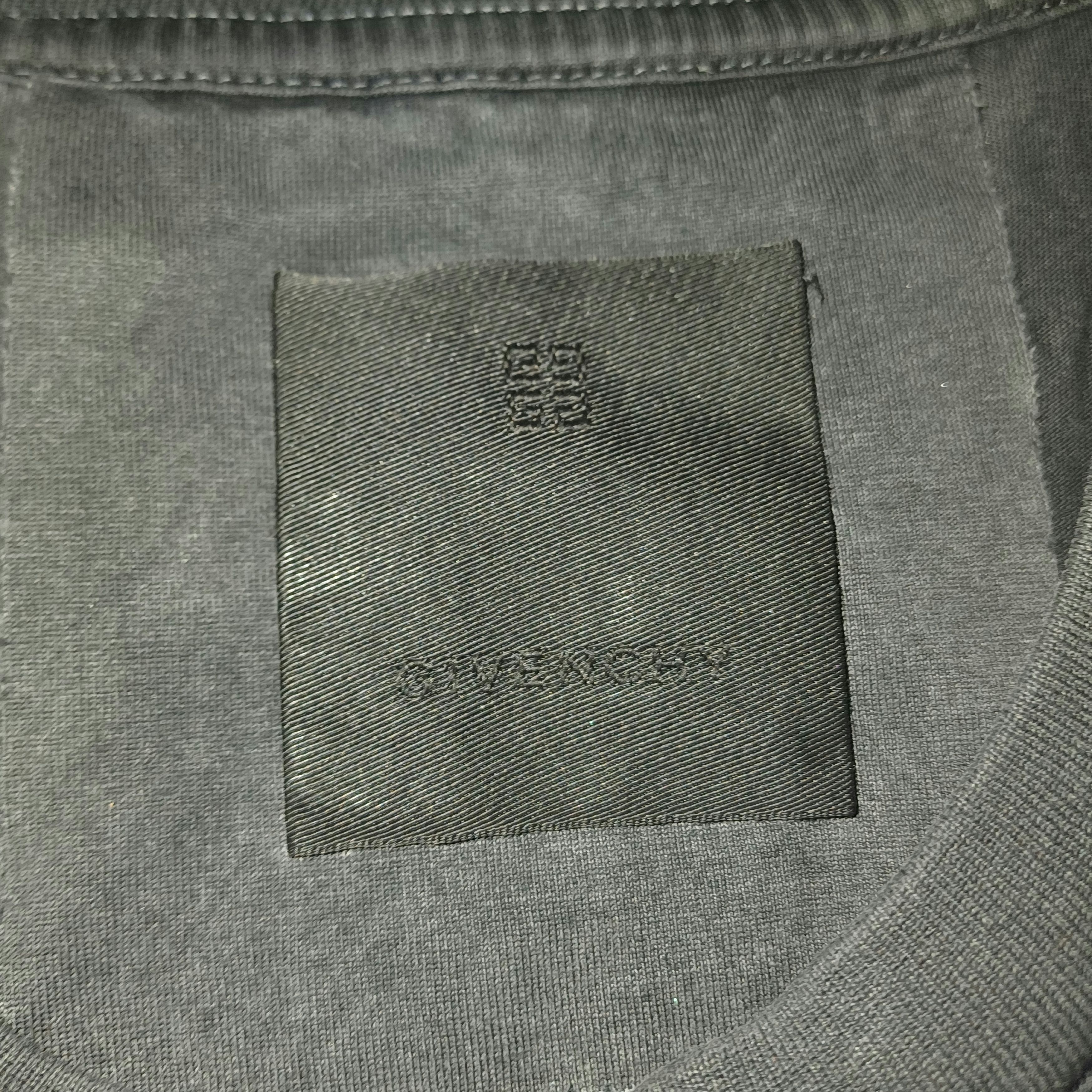 Givenchy Givenchy Multi Metal Logo T-Shirt Size US L / EU 52-54 / 3 - 6 Thumbnail
