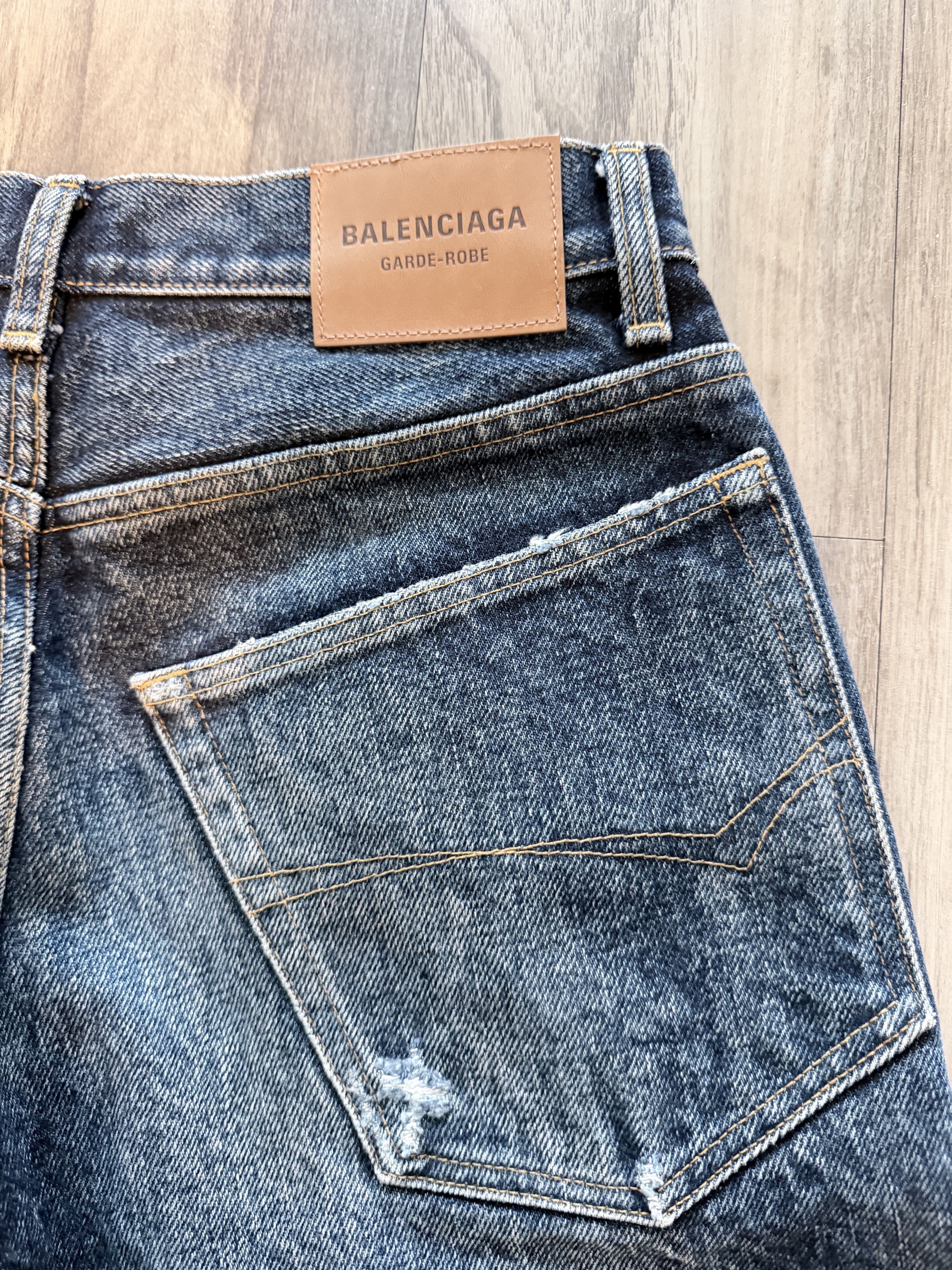 Balenciaga Balenciaga Made in Japan Heavyweight Garde-Robe Denim Jeans Size US 30 / EU 46 - 9 Thumbnail