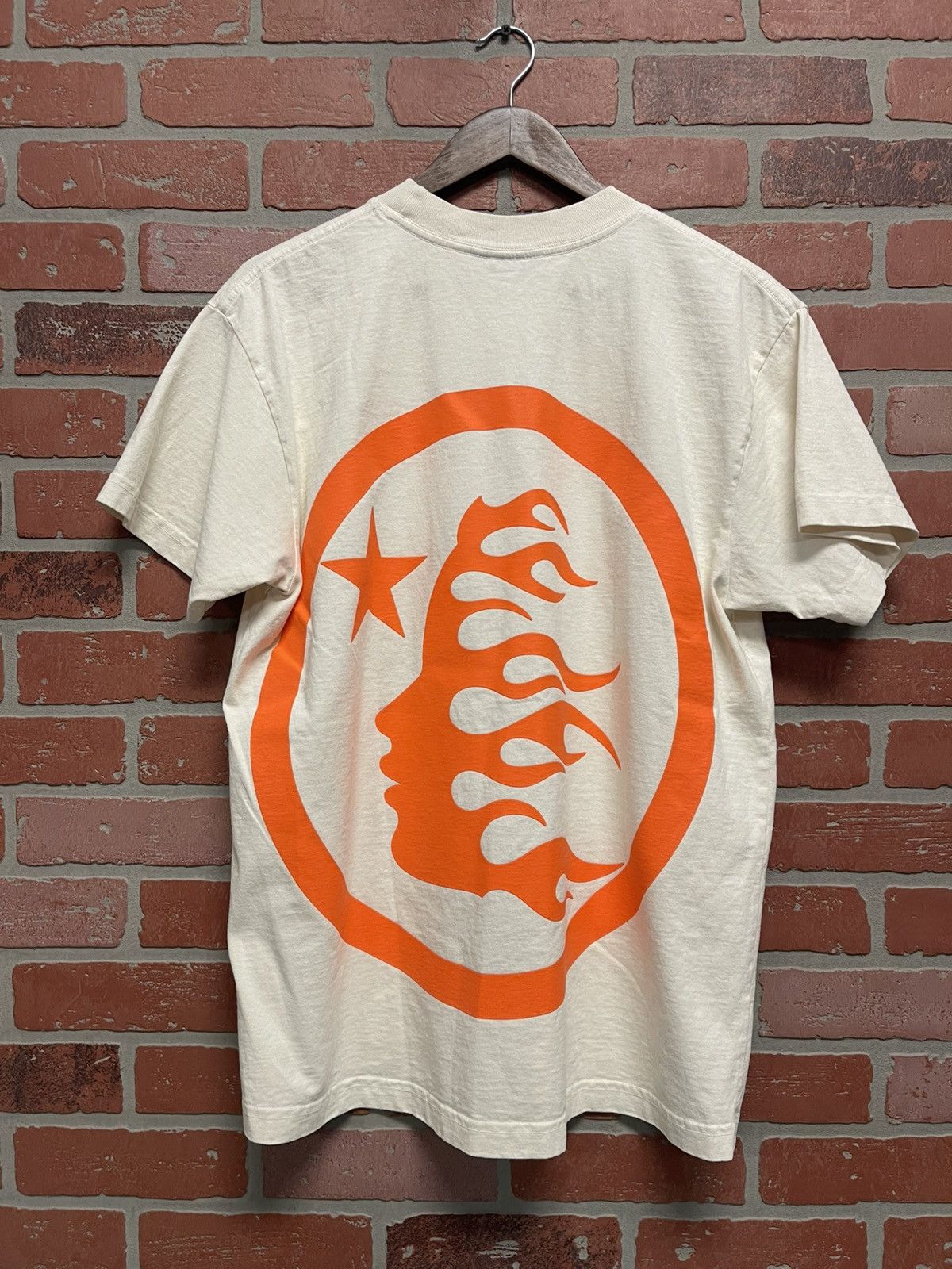 HELLSTAR Size XS - Hellstar Classic Tee Shirt Orange Print Size US XS / EU 42 / 0 - 5 Thumbnail