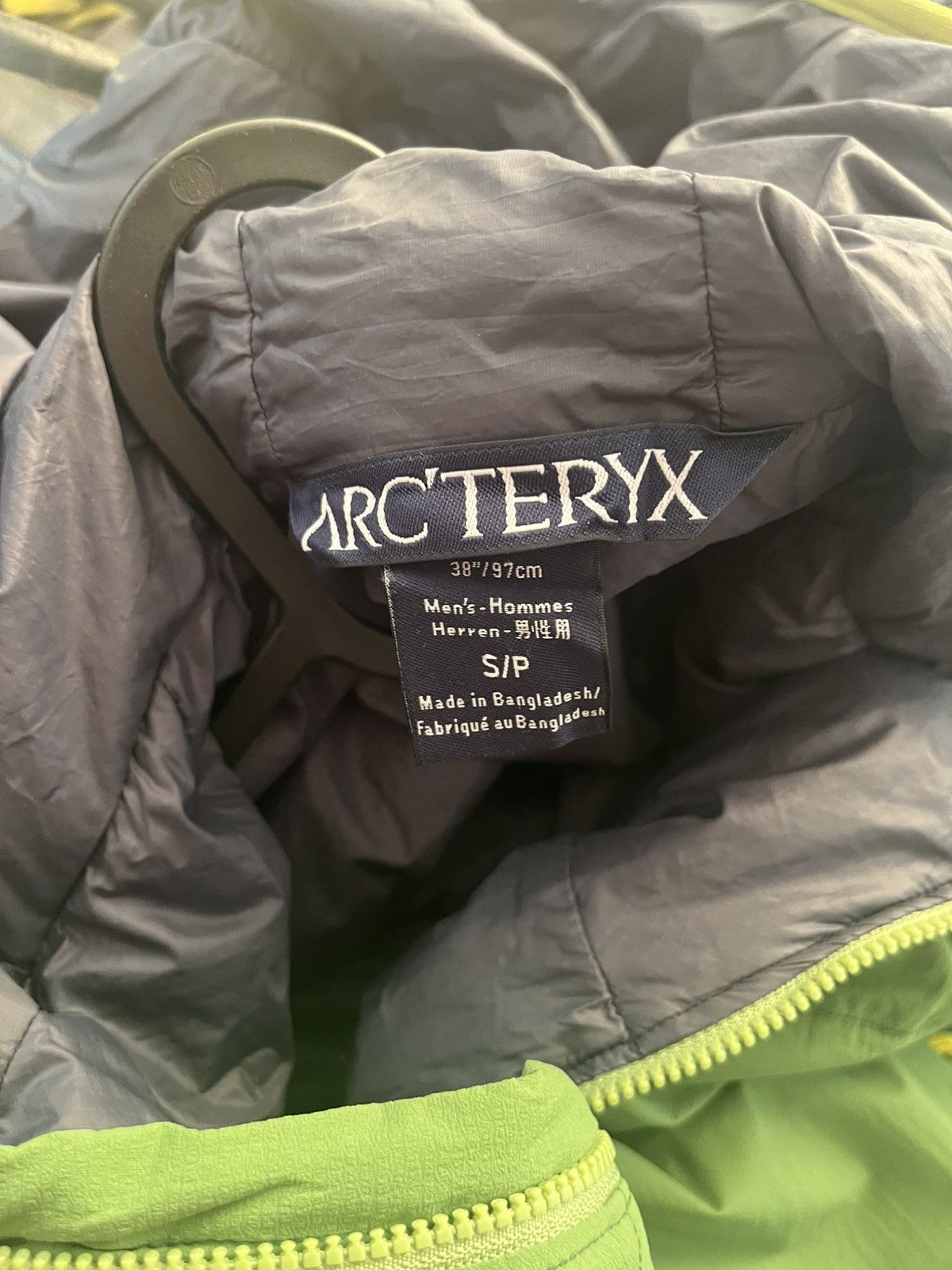 Arc'teryx Arc’teryx atom jacket authentic navy gorpcore streetwear Size US S / EU 44-46 / 1 - 6 Thumbnail