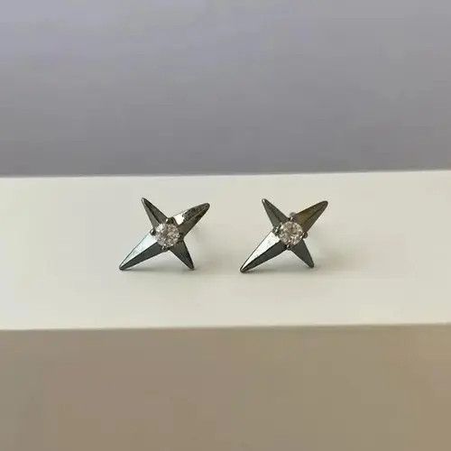 Sterling Silver Small Mini Star Stud Earrings for Men Women,CZ Star Earrings Size ONE SIZE - 1 Thumbnail