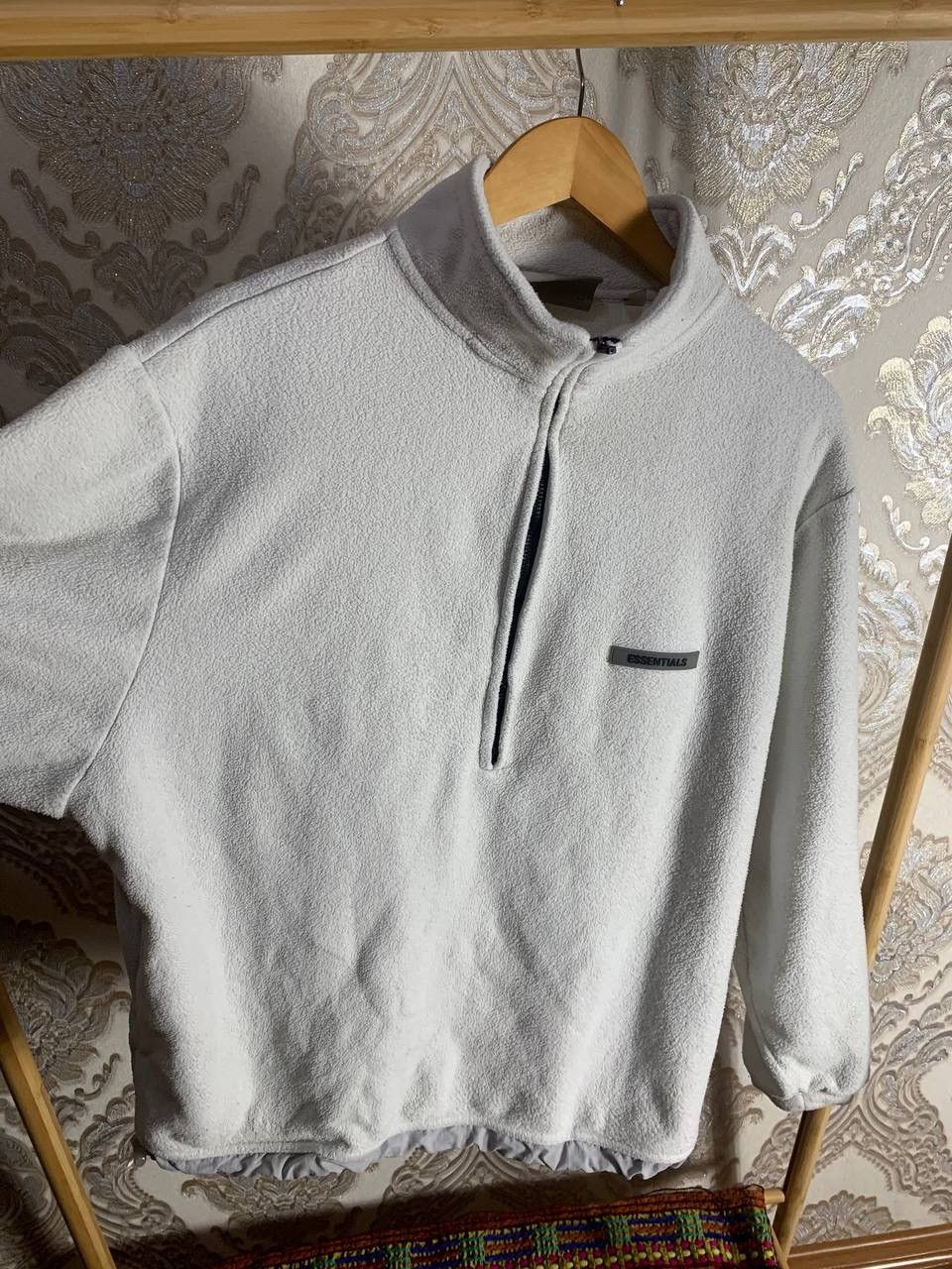 Vintage FEAR OF GOD ESSENTIALS FLEECE SWEATSHIRT DESIGNER CASUAL Y2K Size US S / EU 44-46 / 1 - 3 Thumbnail