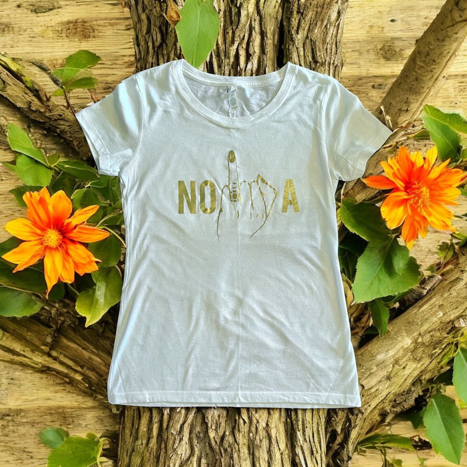 Next Level Apparel Bachelorette Tshirt-New Orleans "Nola"-Bride White-Mardi Size M / US 6-8 / IT 42-44 - 2 Thumbnail