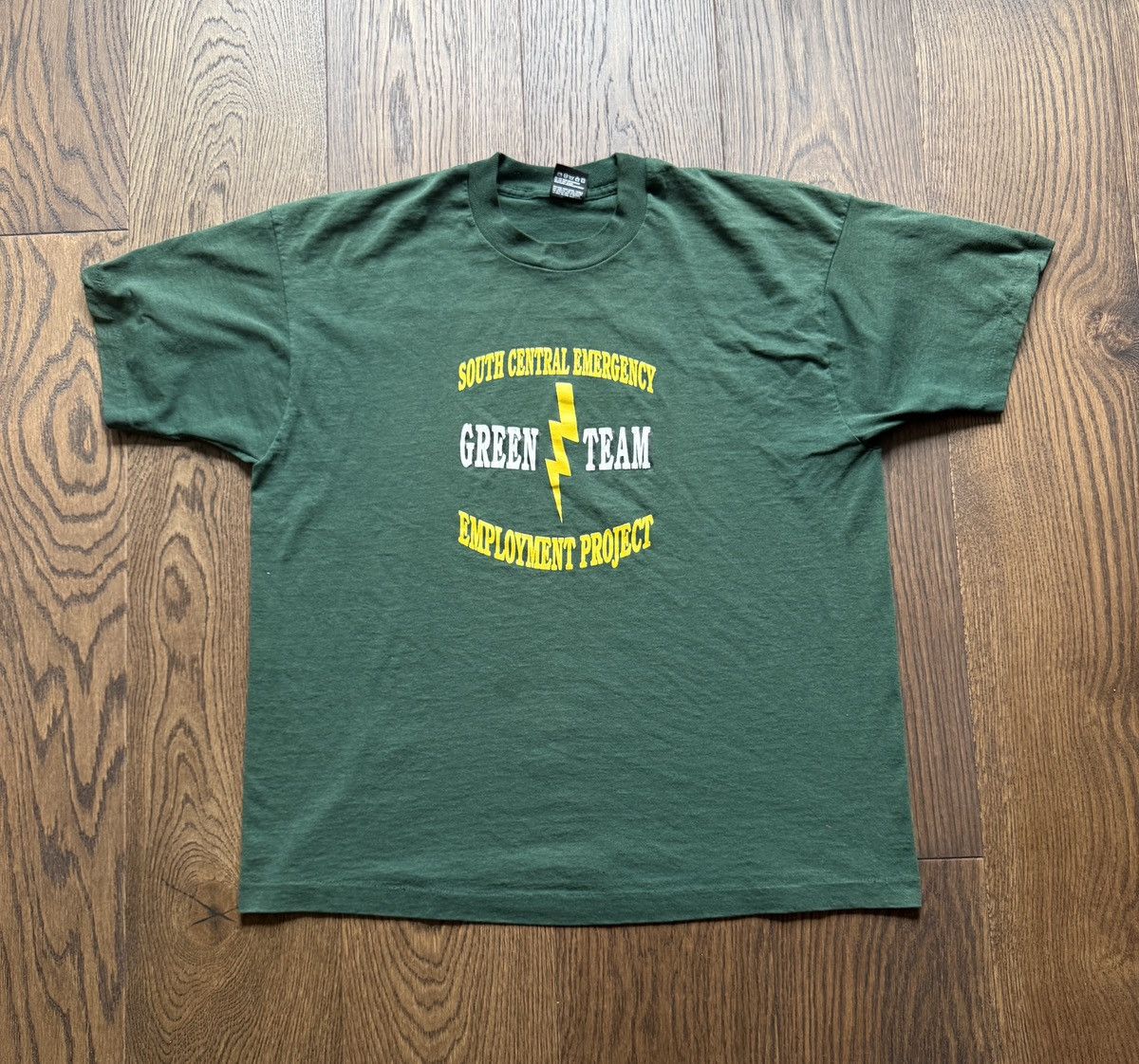 Vintage Vintage 90s Green Team Employment Project Graphic Tee Size US XL / EU 56 / 4 - 1 Thumbnail