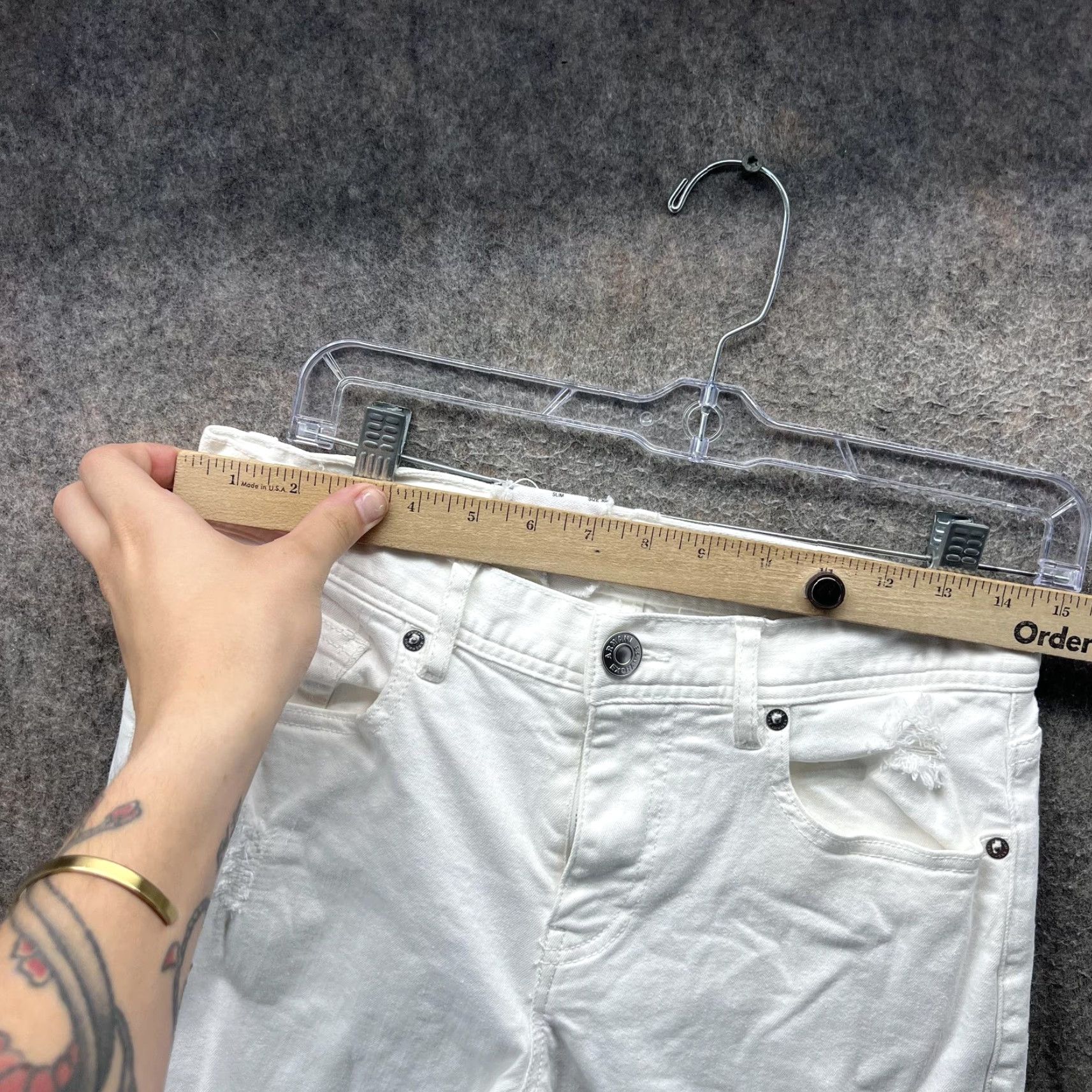 Armani Exchange Armani Exchange Jeans Mens 30R White Slim Distressed Denim 5-Pocket Zip Fly Modern Look Pants Mens Size US 30 / EU 46 - 3 Thumbnail
