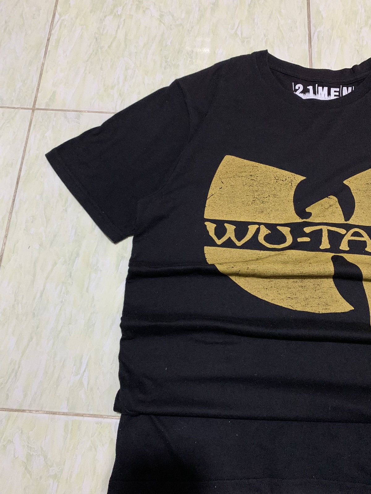 Rap Tees Wu-Tang Clan vintage Y2K big logo Rap T-Shirt Size US L / EU 52-54 / 3 - 7 Thumbnail