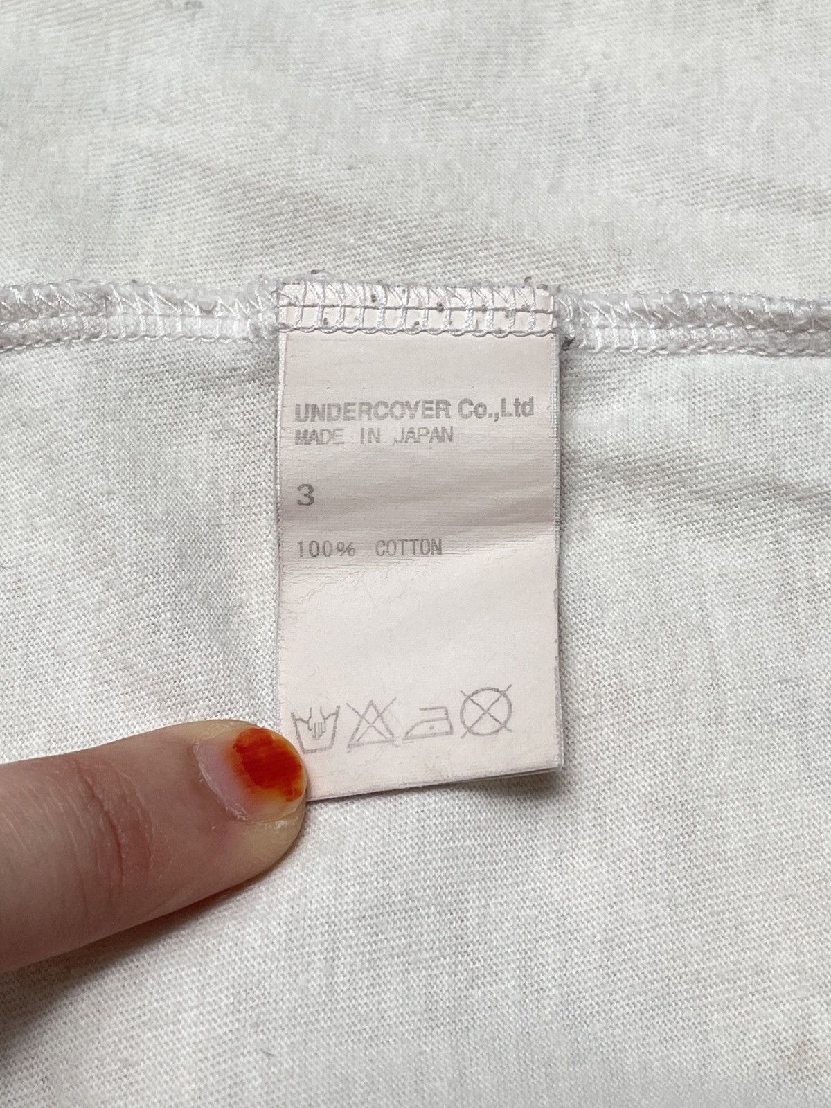 Undercover Vintage Brand Undercover Jun Takahashi T-Shirt 2000s Size US L / EU 52-54 / 3 - 7 Thumbnail