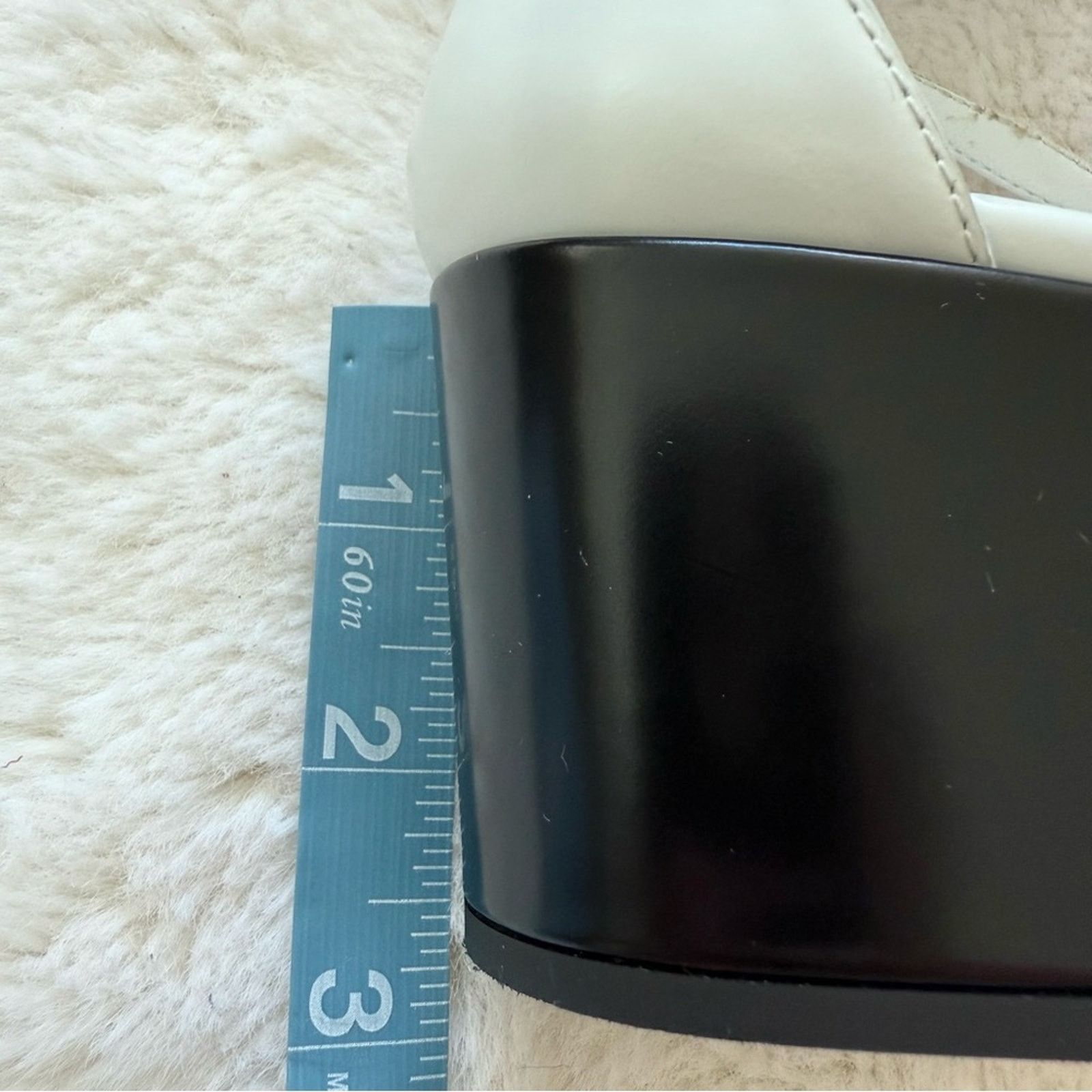 Prada Prada Cut-Out Brushed Leather Pumps size 40EU or 9US 1200$ Size US 9 / IT 39 - 7 Thumbnail