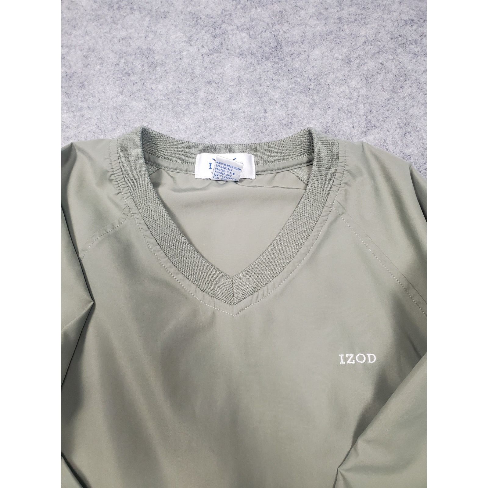 Izod Women's Izod Green V-Neck Pullover Medium Lightweight Size M / US 6-8 / IT 42-44 - 7 Thumbnail