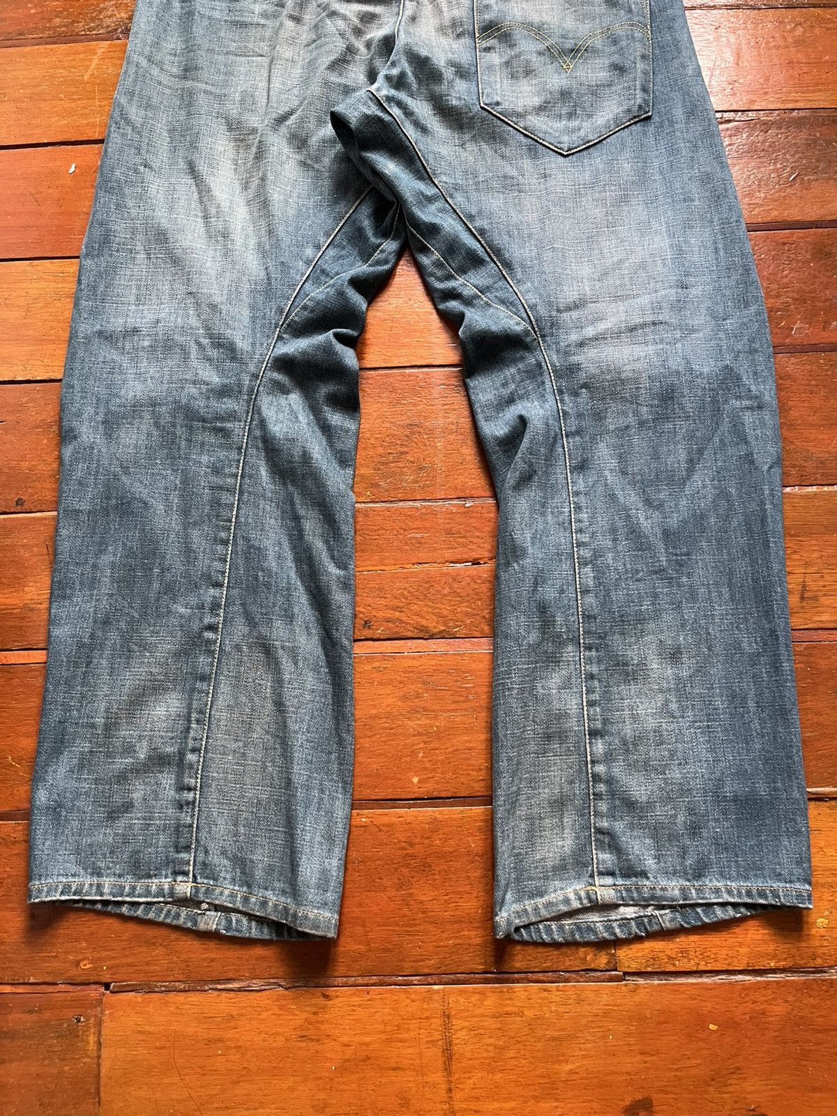 Levi's Vintage Clothing Levis Engineered jeans buckle back twisted Size US 36 / EU 52 - 5 Thumbnail