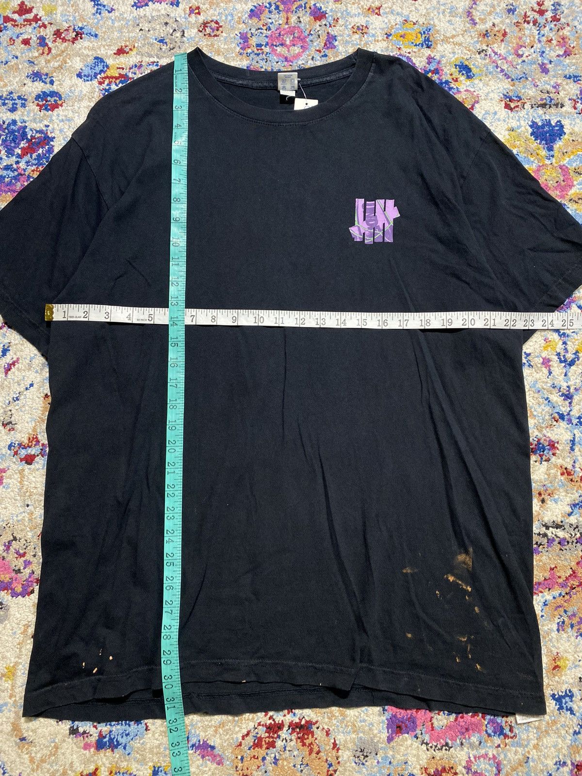 Undefeated Undefeated La Brea 2020 Basketball Distressed SS T Shirt Size US L / EU 52-54 / 3 - 11 Thumbnail