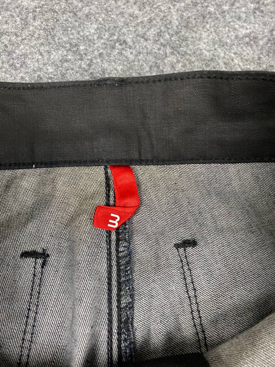 Japanese Brand uniqlo skinny fit tapered middle rise bondage style denim Size US 30 / EU 46 - 10 Thumbnail