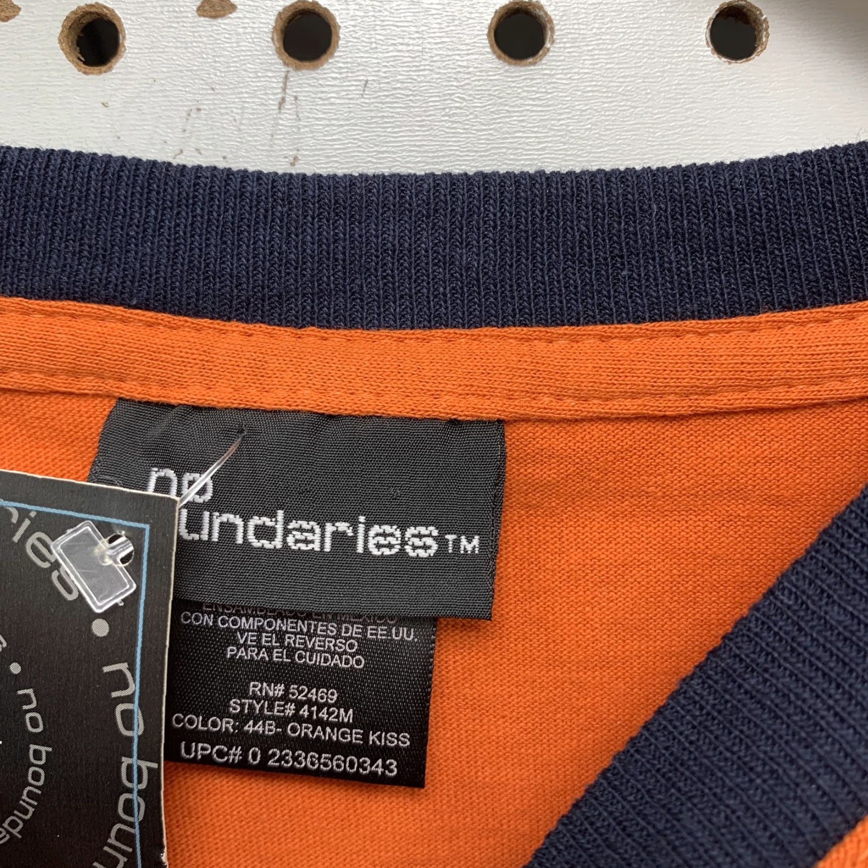 Vintage VINTAGE No Boundaries Dragon Jnco T-Shirt Mens 2XL Orange Short Sleeve Cotton NWT Size US XXL / EU 58 / 5 - 2 Thumbnail