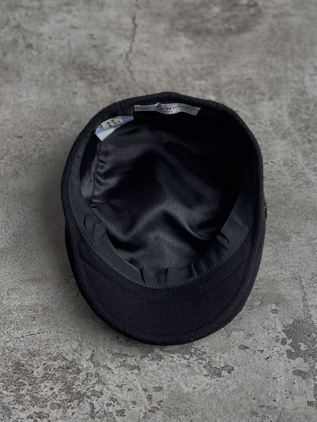 Givenchy Rare Vintage 80s GIVENCHY Flatcap Size ONE SIZE - 7 Thumbnail