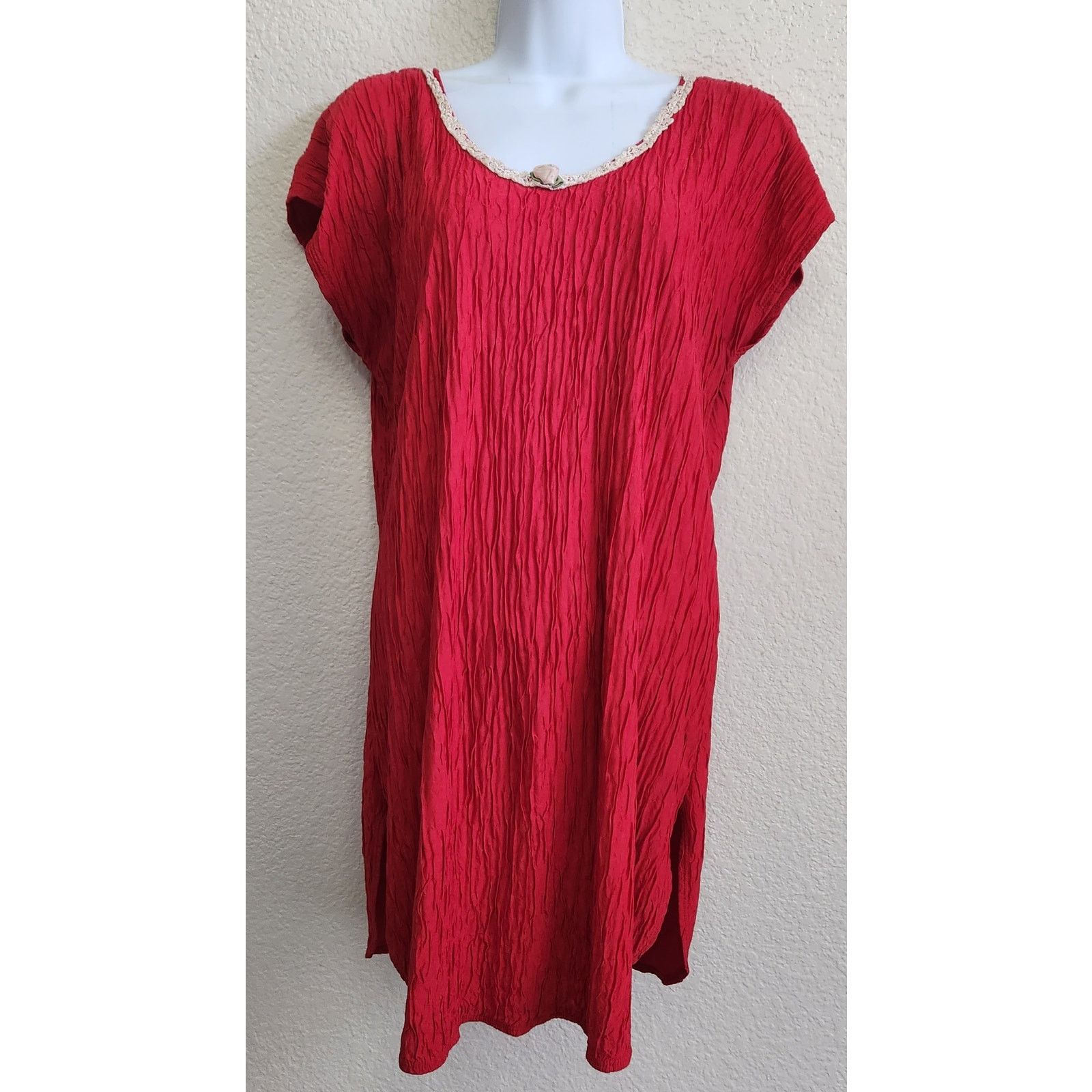 Other Vintage California Dynasty Red Crinkle Material Nightgown L Size ONE SIZE - 1 Thumbnail