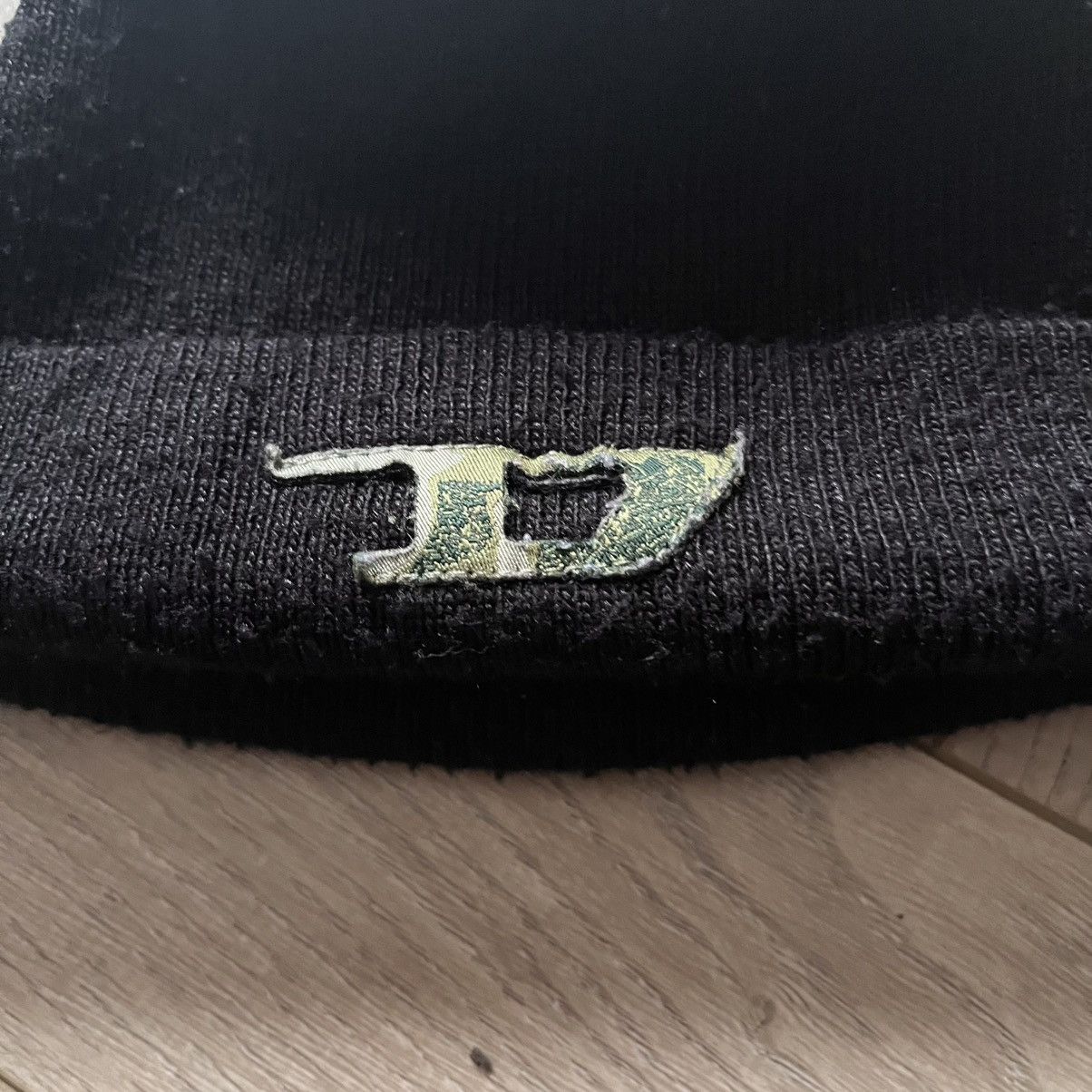 Diesel Diesel Vintage Red Label Beanie Hat Size ONE SIZE - 2 Thumbnail