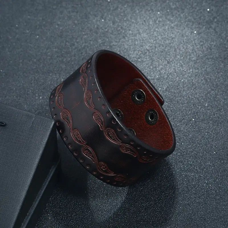 Leather × Vintage Punk Rivet Wide Leather Bracelets Size ONE SIZE - 5 Thumbnail